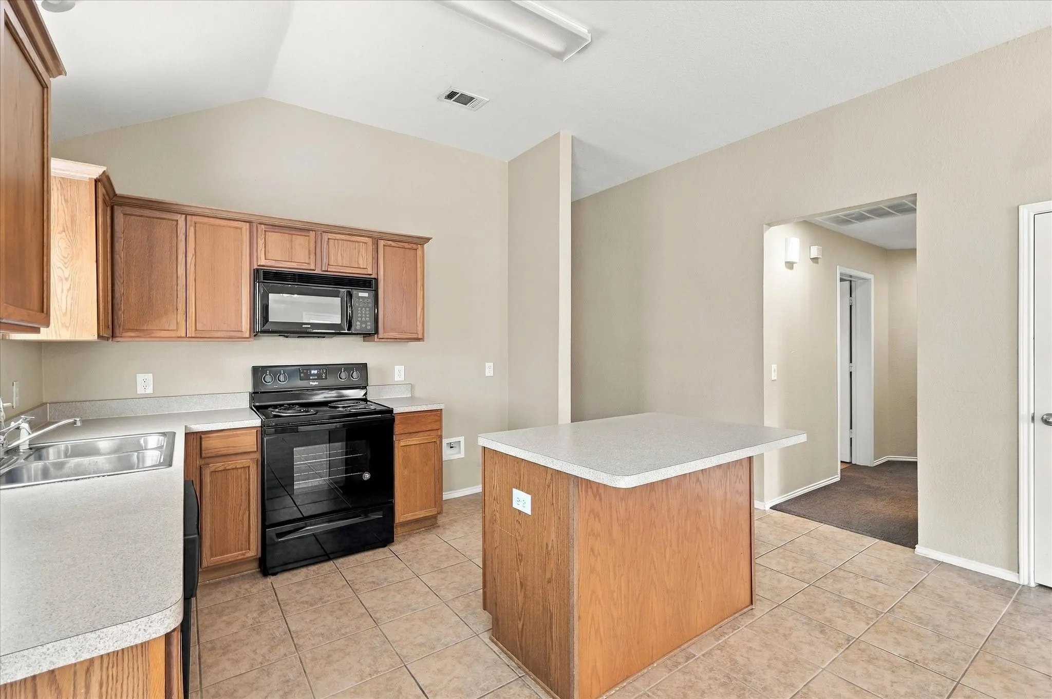 Single Family Residence For Sale in Denton County , 8716 Wagon Trail, Cross Roads, Texas 76227, 4 Bedroom, 2 Bathroom, 2 Garage spaces, 1,896 Sqft, built in 2005, mls#21398173, Real Estate Agent in Cross Roads, Homes For Sale in Denton county, Homes For Sale in Cross Roads, Realtor in Cross Roads Texas, Real Estate Brokerage Independent Realty Texas, Luminita Cordes Realtor