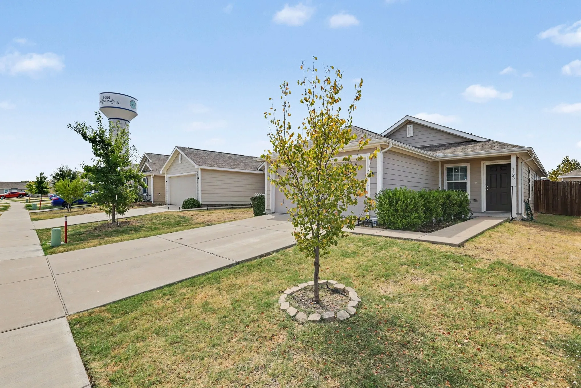 Single Family Residence For Sale in Collin County , 5320 Vinebrook Way, Princeton, Texas 75407, 3 Bedroom, 2 Bathroom, 2 Garage spaces, 1,411 Sqft, built in 2021, mls#21380097, Real Estate Agent in Princeton, Homes For Sale in Collin county, Homes For Sale in Princeton, Realtor in Princeton Texas, Real Estate Brokerage Independent Realty Texas, Luminita Cordes Realtor