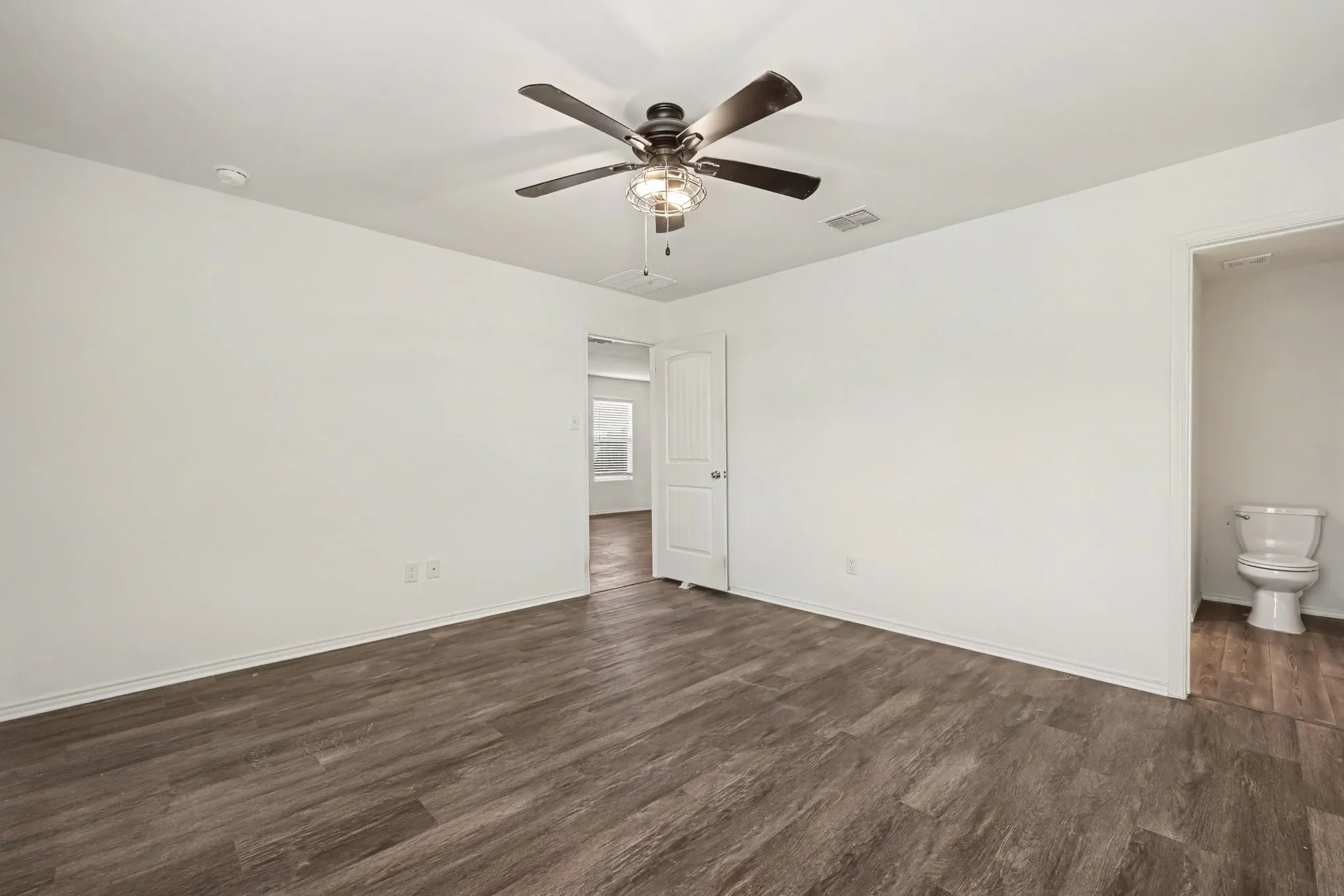 Single Family Residence For Sale in Collin County , 5320 Vinebrook Way, Princeton, Texas 75407, 3 Bedroom, 2 Bathroom, 2 Garage spaces, 1,411 Sqft, built in 2021, mls#21380097, Real Estate Agent in Princeton, Homes For Sale in Collin county, Homes For Sale in Princeton, Realtor in Princeton Texas, Real Estate Brokerage Independent Realty Texas, Luminita Cordes Realtor