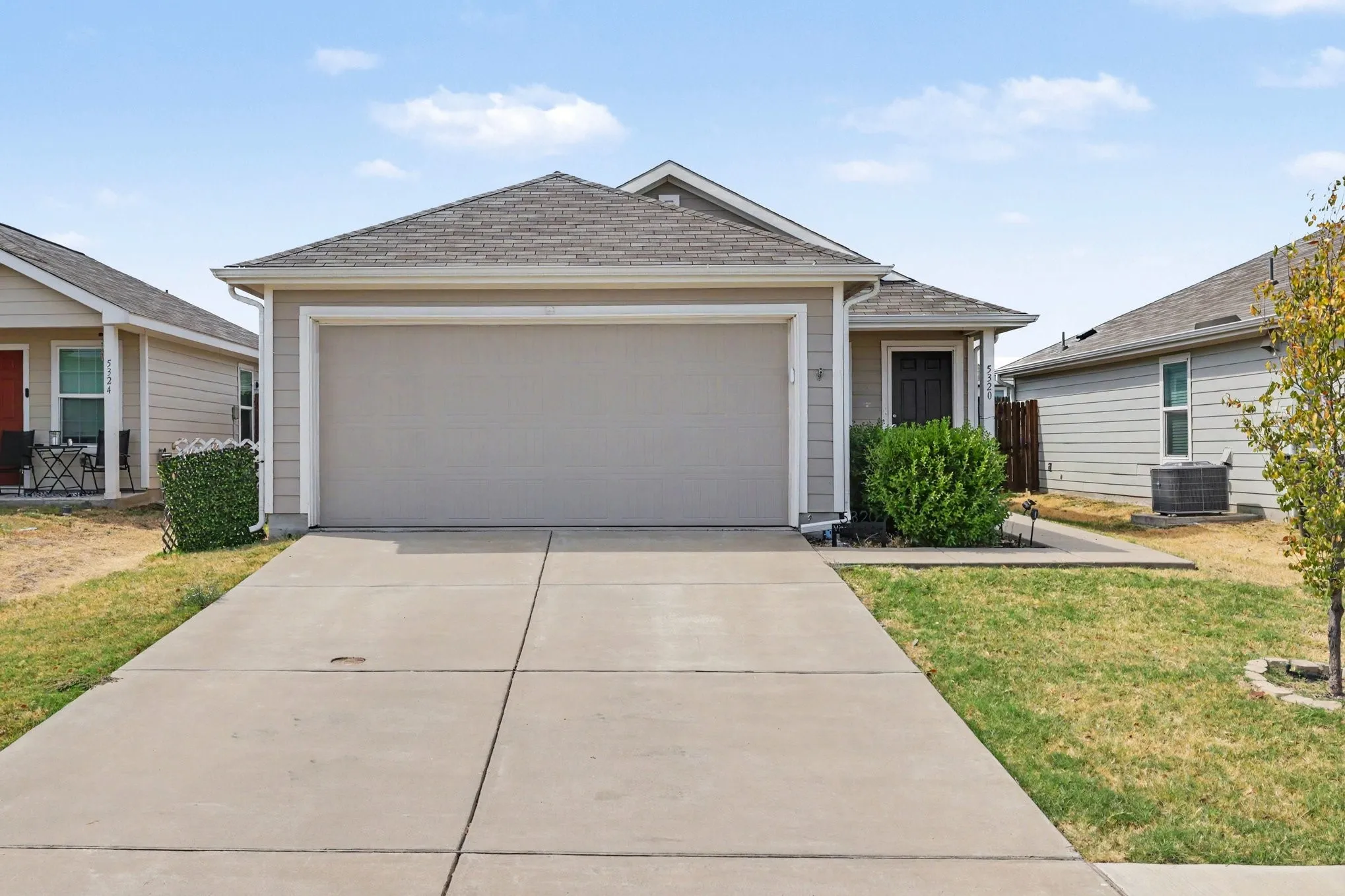 Single Family Residence For Sale in Collin County , 5320 Vinebrook Way, Princeton, Texas 75407, 3 Bedroom, 2 Bathroom, 2 Garage spaces, 1,411 Sqft, built in 2021, mls#21380097, Real Estate Agent in Princeton, Homes For Sale in Collin county, Homes For Sale in Princeton, Realtor in Princeton Texas, Real Estate Brokerage Independent Realty Texas, Luminita Cordes Realtor