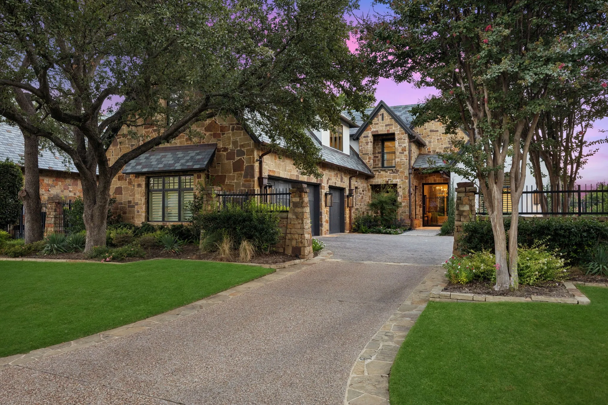 Single Family Residence For Sale in Tarrant County , 2320 Cedar Elm Terrace, Westlake, Texas 76262, 4 Bedroom, 5 Bathroom, 3 Garage spaces, 5,747 Sqft, built in 2002, mls#21395465, Real Estate Agent in Westlake, Homes For Sale in Tarrant county, Homes For Sale in Westlake, Realtor in Westlake Texas, Real Estate Brokerage Independent Realty Texas, Luminita Cordes Realtor