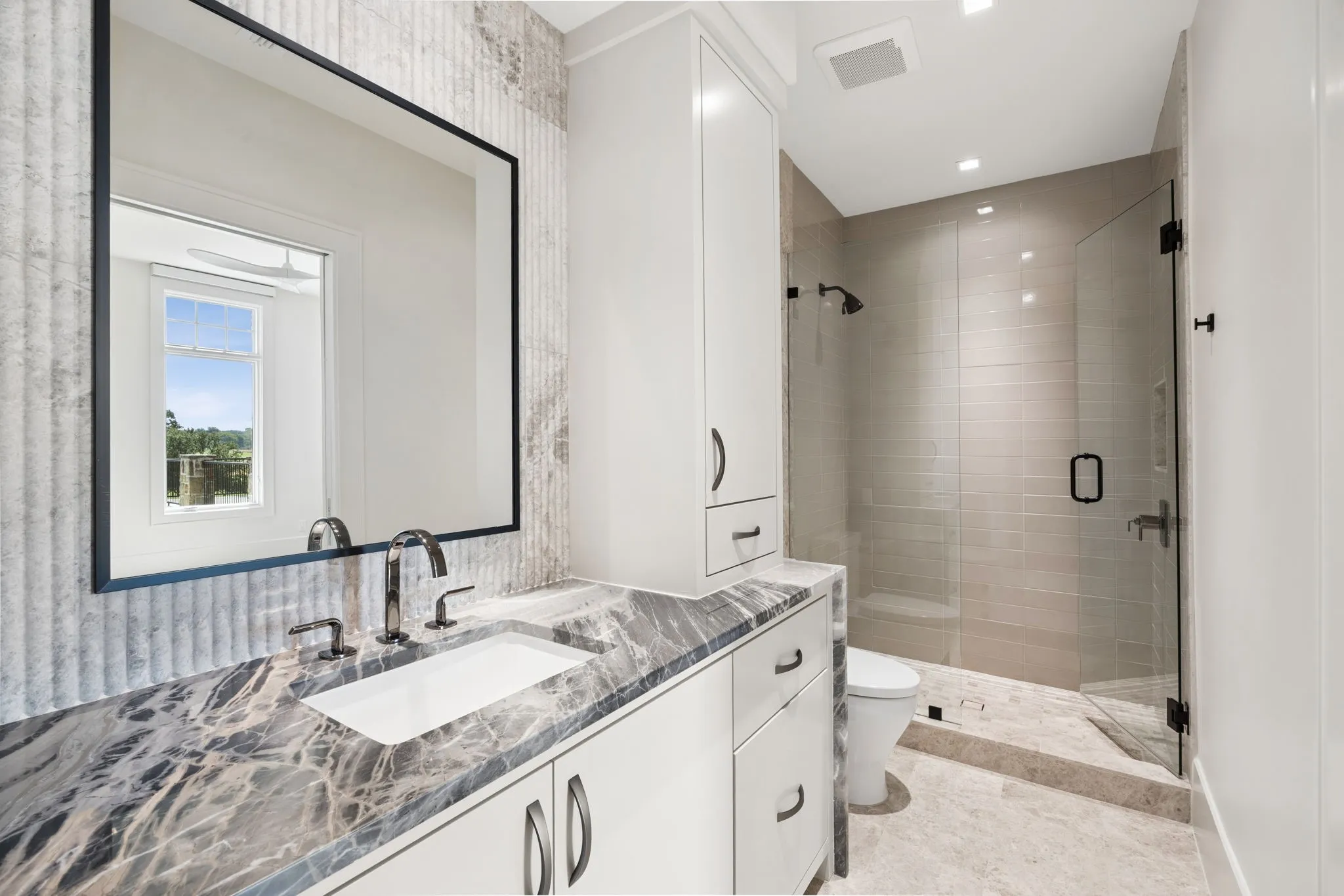 Single Family Residence For Sale in Tarrant County , 2320 Cedar Elm Terrace, Westlake, Texas 76262, 4 Bedroom, 5 Bathroom, 3 Garage spaces, 5,747 Sqft, built in 2002, mls#21395465, Real Estate Agent in Westlake, Homes For Sale in Tarrant county, Homes For Sale in Westlake, Realtor in Westlake Texas, Real Estate Brokerage Independent Realty Texas, Luminita Cordes Realtor