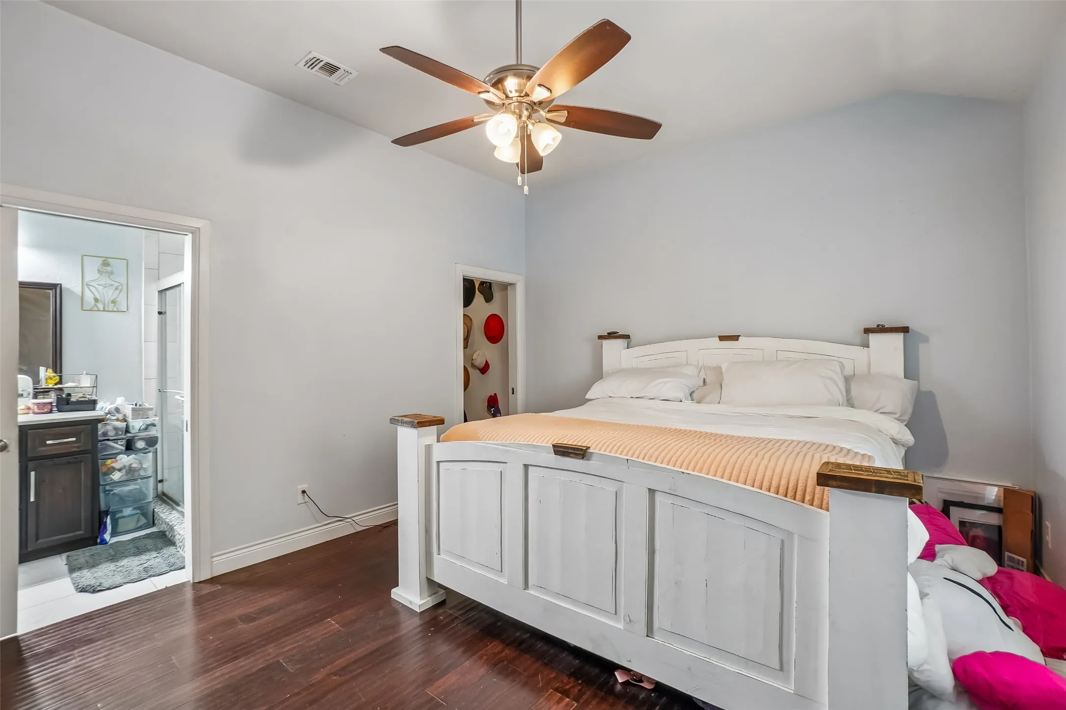 1414B Bedroom 1