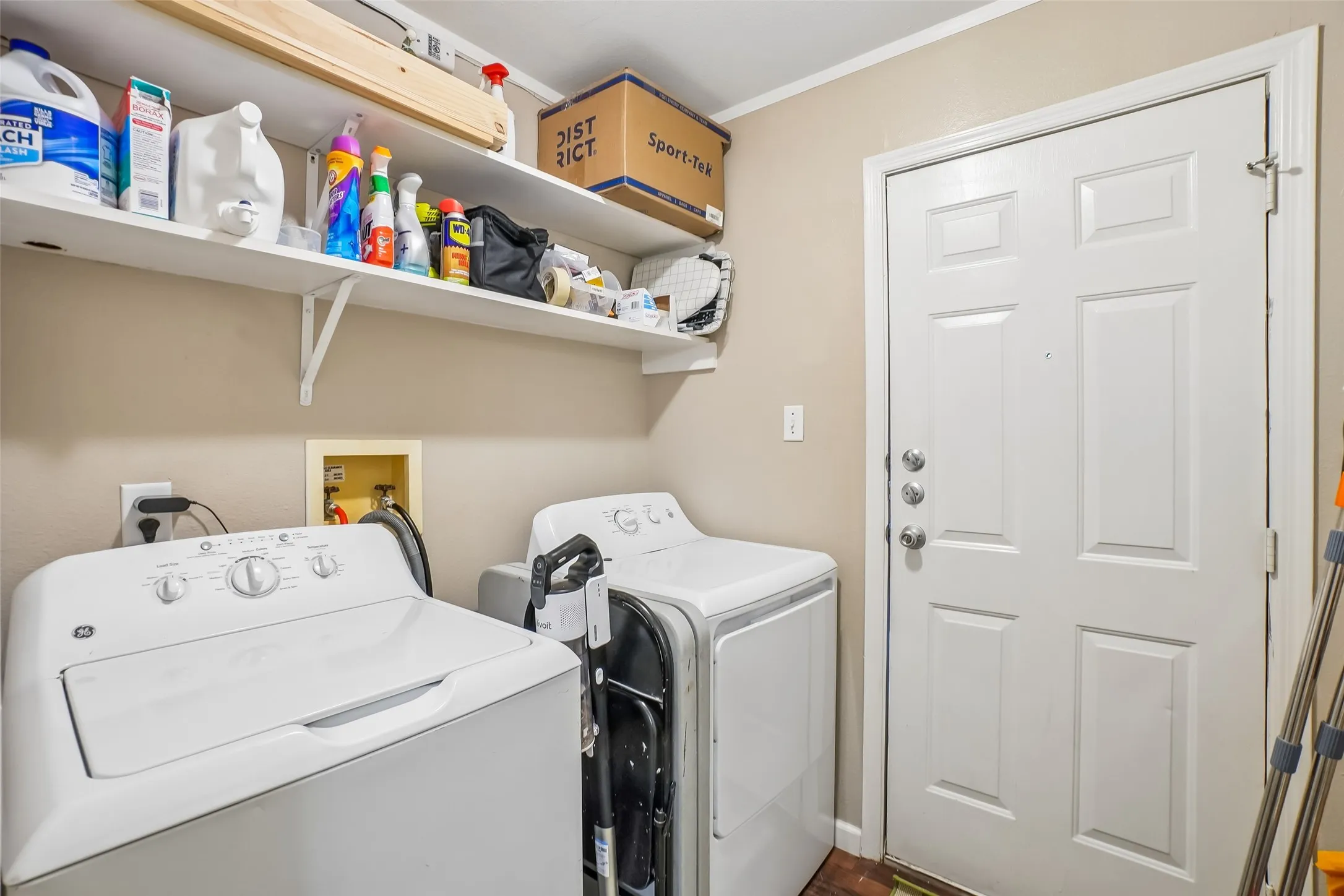 1414A Laundry
