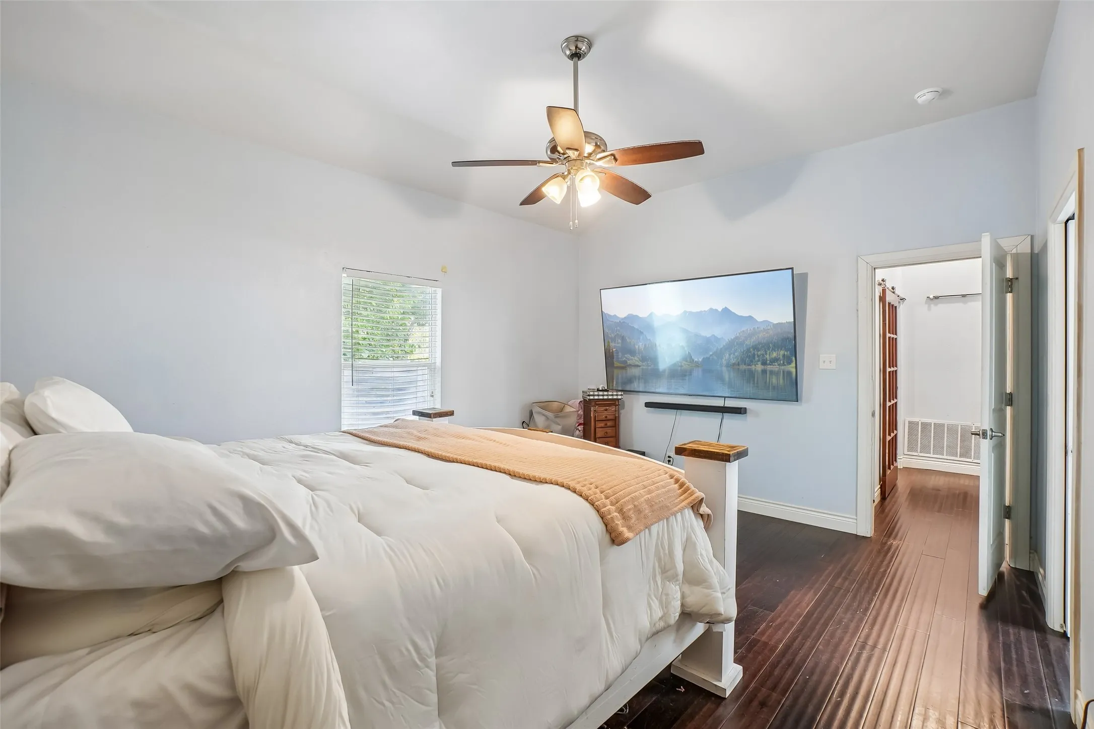 1414B Bedroom 1