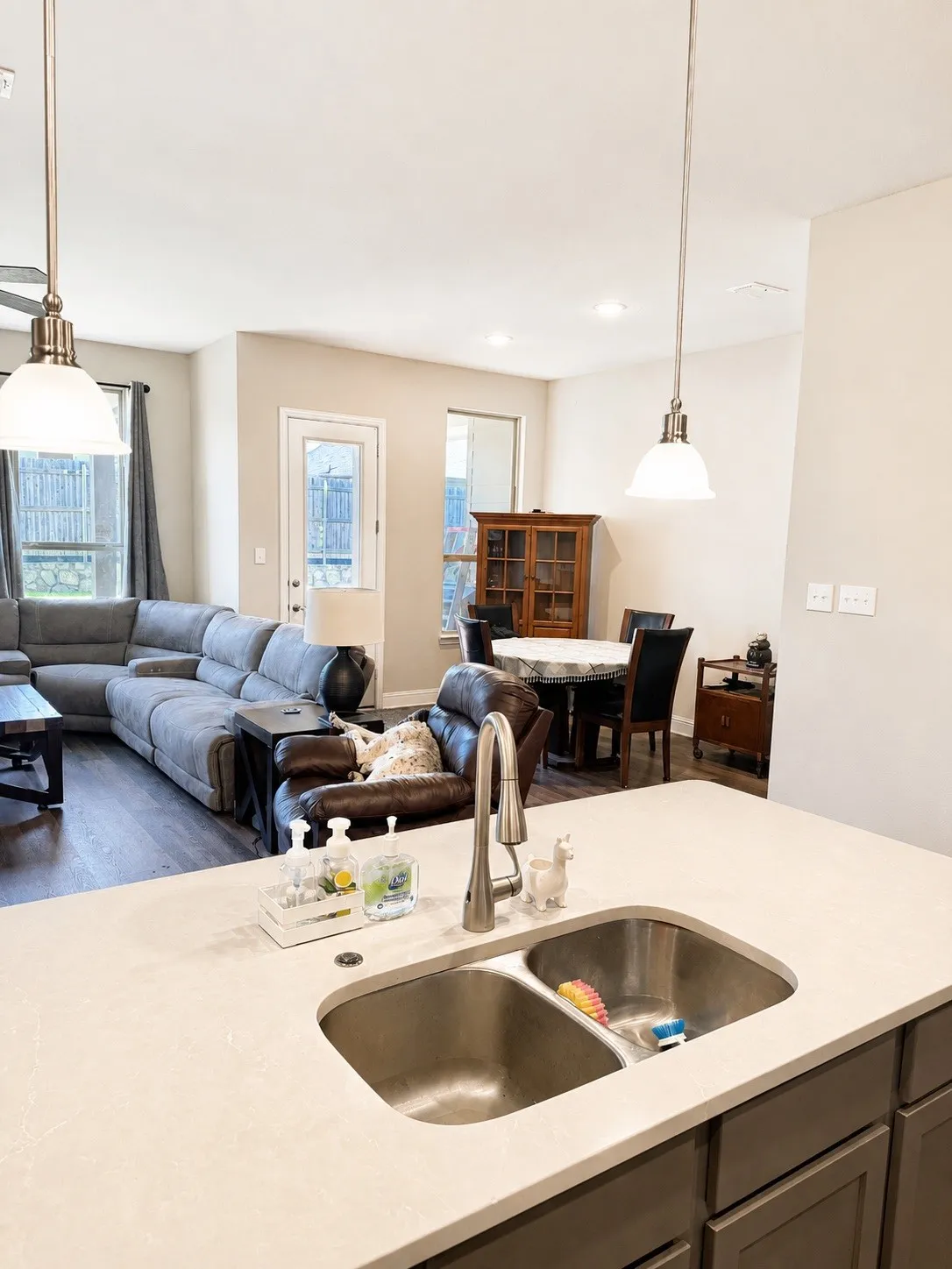 Single Family Residence For Rent in Ellis County , 2228 Sheppards Lane, Waxahachie, Texas 75167, 3 Bedroom, 2 Bathroom, 2 Garage spaces, 1,913 Sqft, built in 2021, mls#21327969, Real Estate Agent in Waxahachie, Homes For Rent in Ellis county, Homes For Rent in Waxahachie, Realtor in Waxahachie Texas, Real Estate Brokerage Independent Realty Texas, Luminita Cordes Realtor