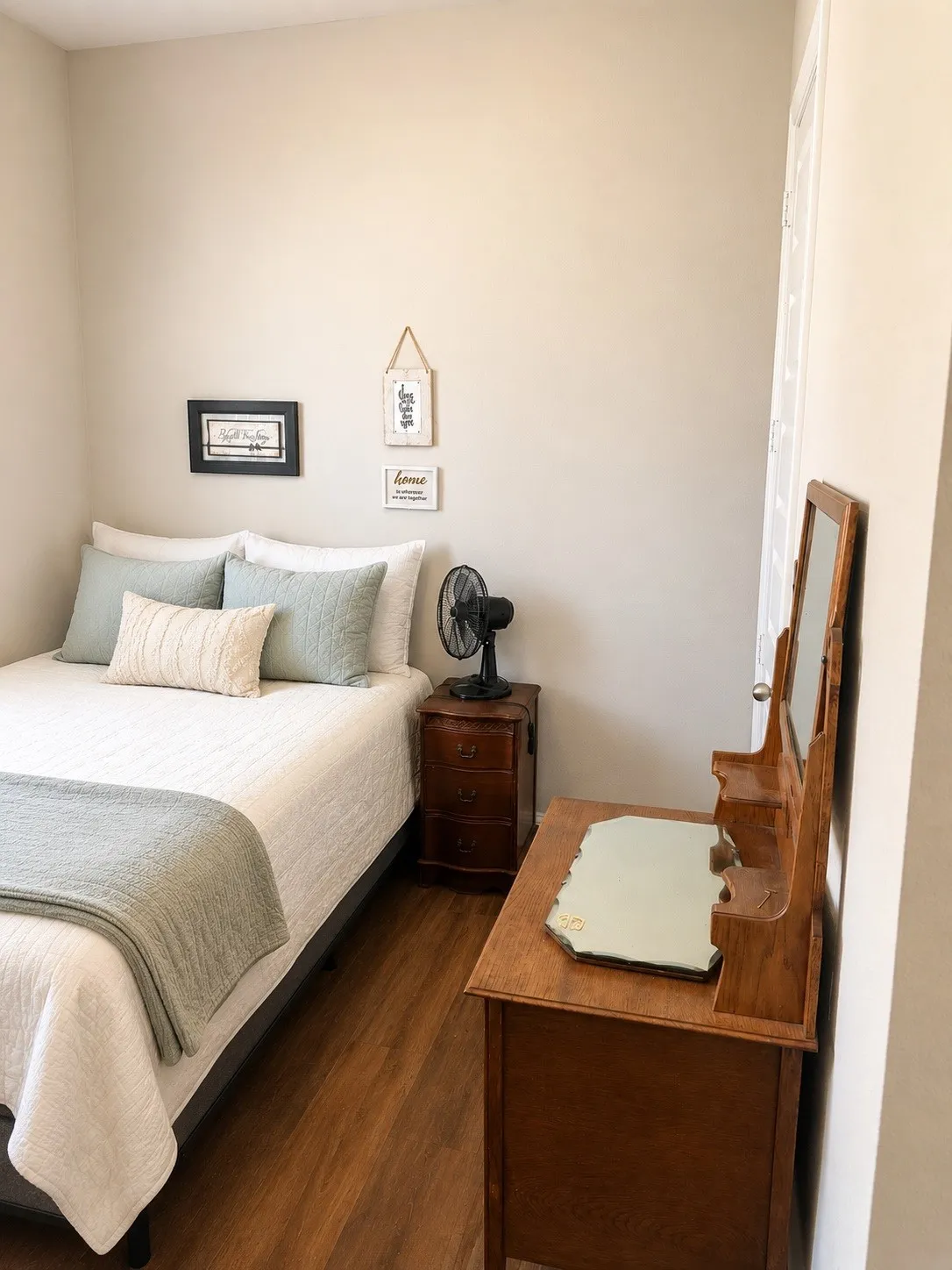 Single Family Residence For Rent in Ellis County , 2228 Sheppards Lane, Waxahachie, Texas 75167, 3 Bedroom, 2 Bathroom, 2 Garage spaces, 1,913 Sqft, built in 2021, mls#21327969, Real Estate Agent in Waxahachie, Homes For Rent in Ellis county, Homes For Rent in Waxahachie, Realtor in Waxahachie Texas, Real Estate Brokerage Independent Realty Texas, Luminita Cordes Realtor