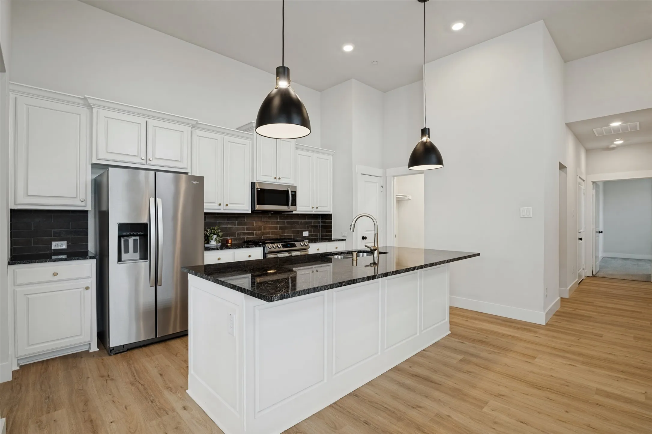 Single Family Residence For Sale in Collin County , 500 Oakridge Drive, Wylie, Texas 75098, 2 Bedroom, 2 Bathroom, 2 Garage spaces, 1,369 Sqft, built in 2022, mls#21399858, Real Estate Agent in Wylie, Homes For Sale in Collin county, Homes For Sale in Wylie, Realtor in Wylie Texas, Real Estate Brokerage Independent Realty Texas, Luminita Cordes Realtor