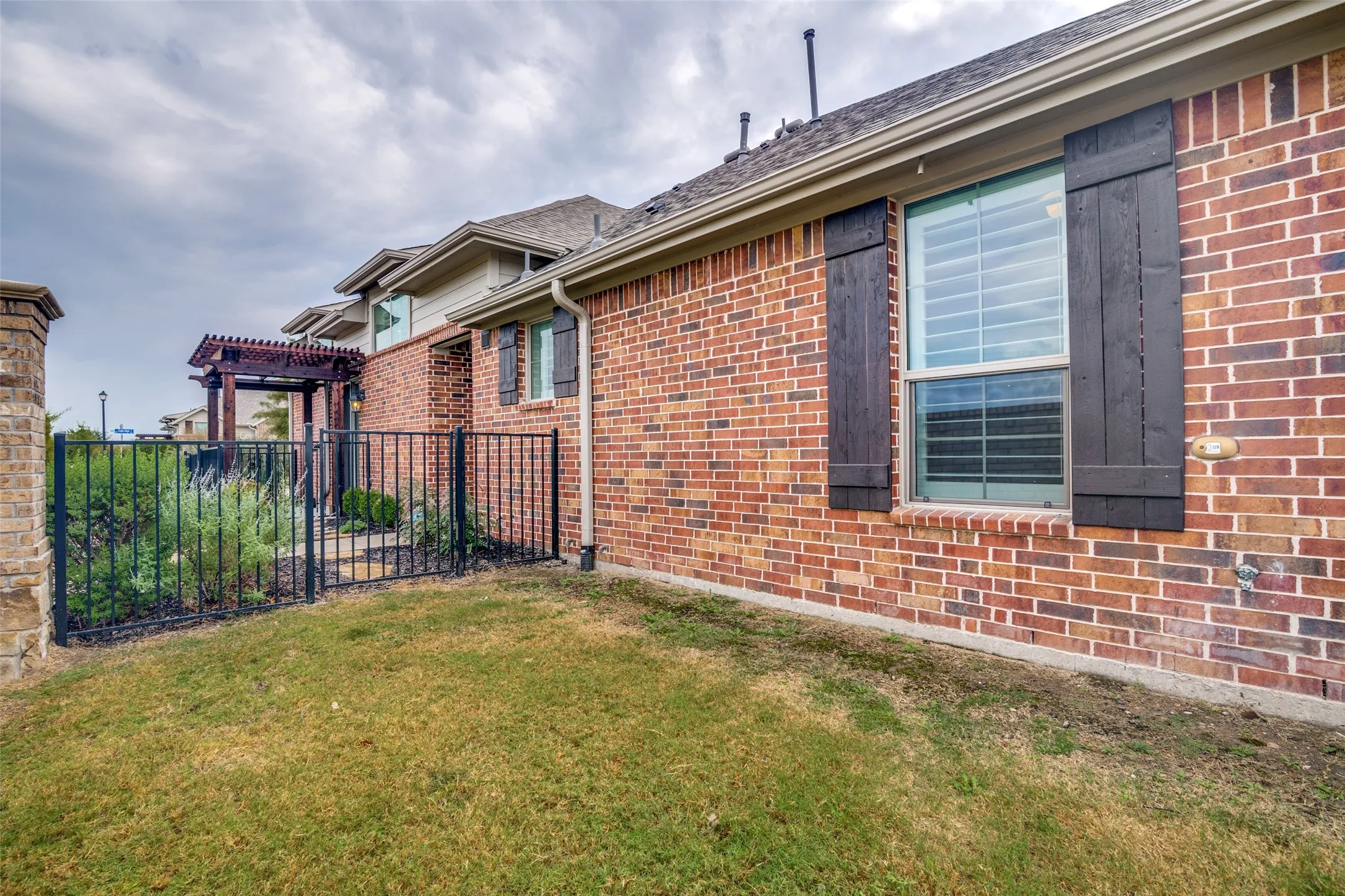Single Family Residence For Sale in Collin County , 500 Oakridge Drive, Wylie, Texas 75098, 2 Bedroom, 2 Bathroom, 2 Garage spaces, 1,369 Sqft, built in 2022, mls#21399858, Real Estate Agent in Wylie, Homes For Sale in Collin county, Homes For Sale in Wylie, Realtor in Wylie Texas, Real Estate Brokerage Independent Realty Texas, Luminita Cordes Realtor