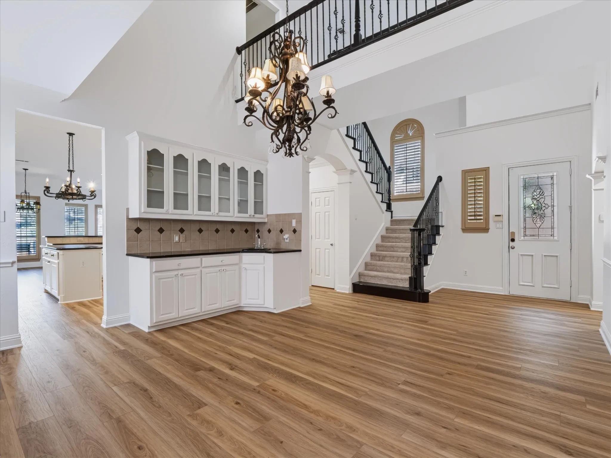 Single Family Residence For Sale in Collin County , 2305 Canyon Creek Drive, Mc Kinney, Texas 75072, 3 Bedroom, 3 Bathroom, 2 Garage spaces, 3,385 Sqft, built in 2005, mls#21399721, Real Estate Agent in Mc Kinney, Homes For Sale in Collin county, Homes For Sale in Mc Kinney, Realtor in Mc Kinney Texas, Real Estate Brokerage Independent Realty Texas, Luminita Cordes Realtor