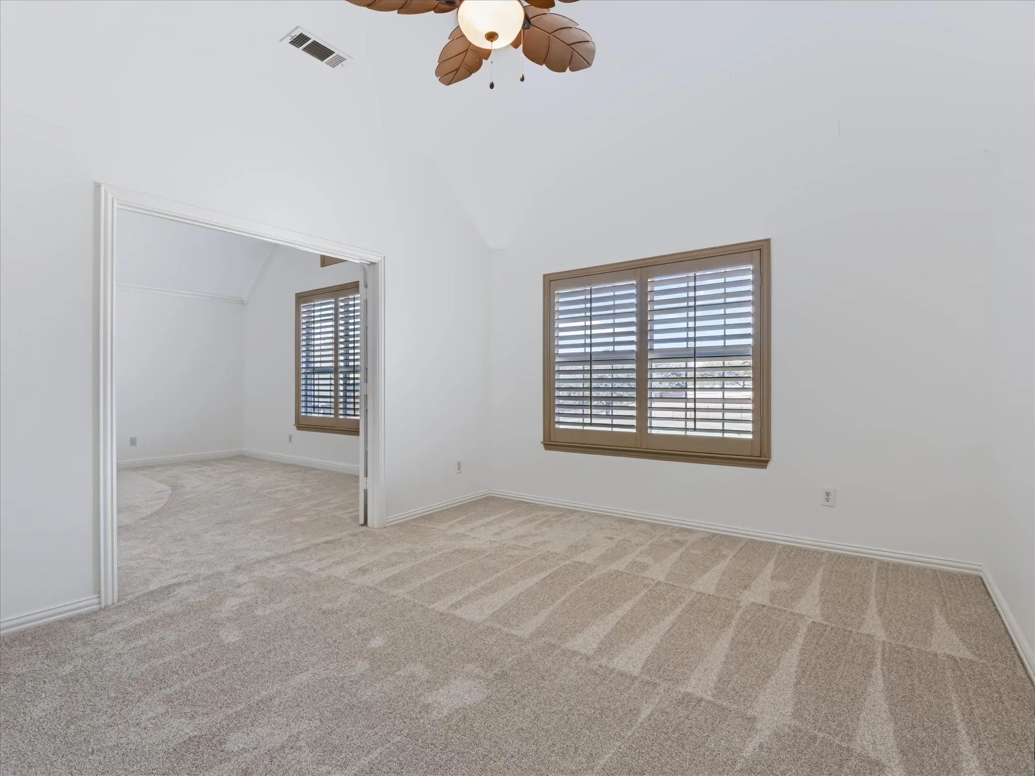 Single Family Residence For Sale in Collin County , 2305 Canyon Creek Drive, Mc Kinney, Texas 75072, 3 Bedroom, 3 Bathroom, 2 Garage spaces, 3,385 Sqft, built in 2005, mls#21399721, Real Estate Agent in Mc Kinney, Homes For Sale in Collin county, Homes For Sale in Mc Kinney, Realtor in Mc Kinney Texas, Real Estate Brokerage Independent Realty Texas, Luminita Cordes Realtor