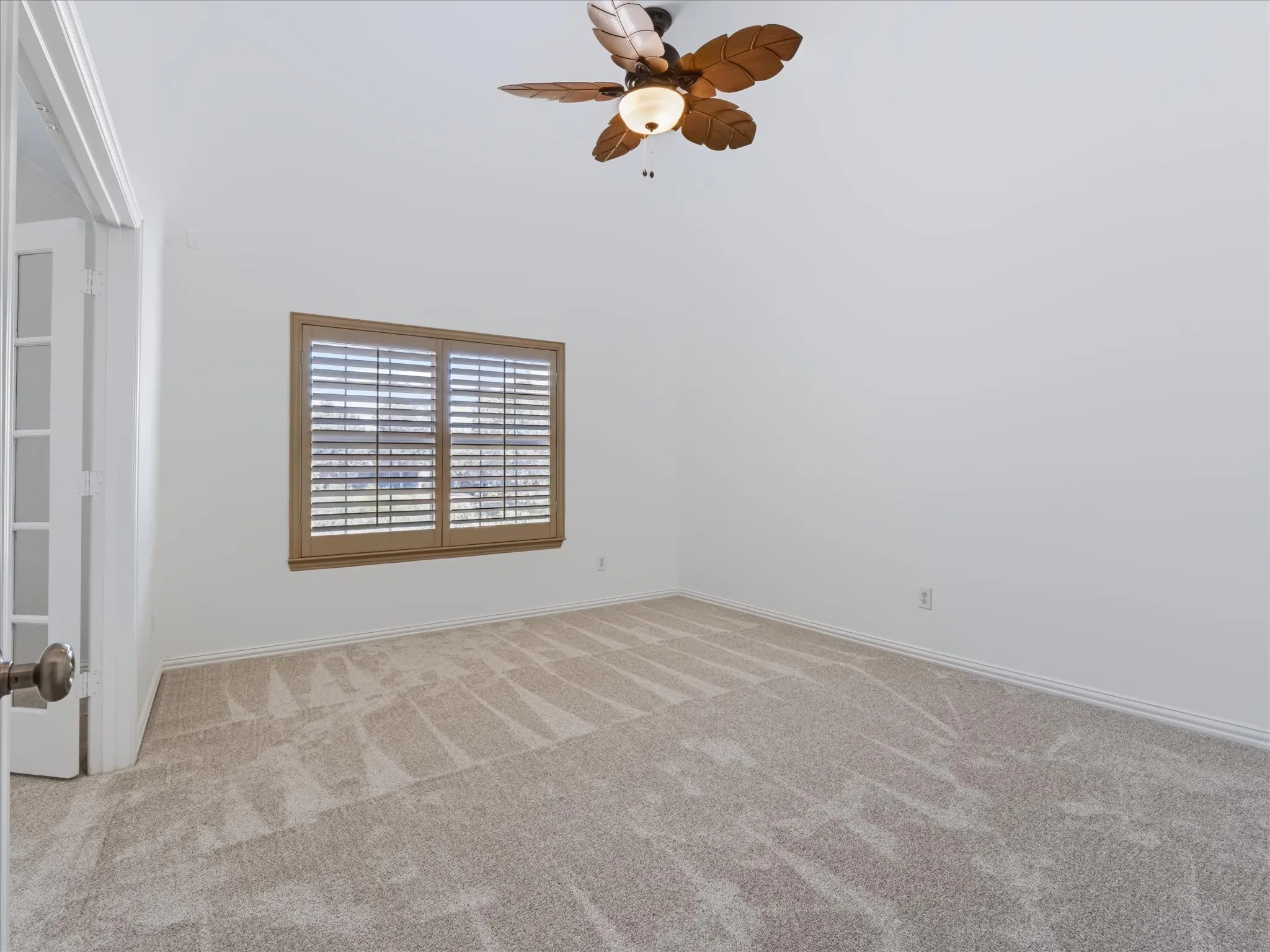 Single Family Residence For Sale in Collin County , 2305 Canyon Creek Drive, Mc Kinney, Texas 75072, 3 Bedroom, 3 Bathroom, 2 Garage spaces, 3,385 Sqft, built in 2005, mls#21399721, Real Estate Agent in Mc Kinney, Homes For Sale in Collin county, Homes For Sale in Mc Kinney, Realtor in Mc Kinney Texas, Real Estate Brokerage Independent Realty Texas, Luminita Cordes Realtor