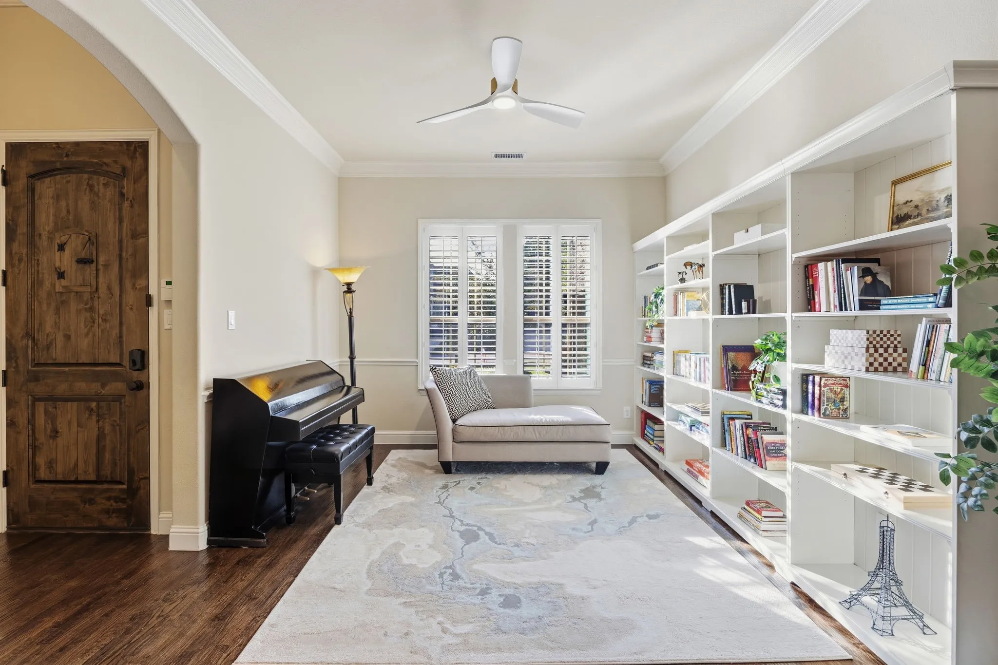 Piano, reading and flex space. Could also be used as a Formal Dining Room.