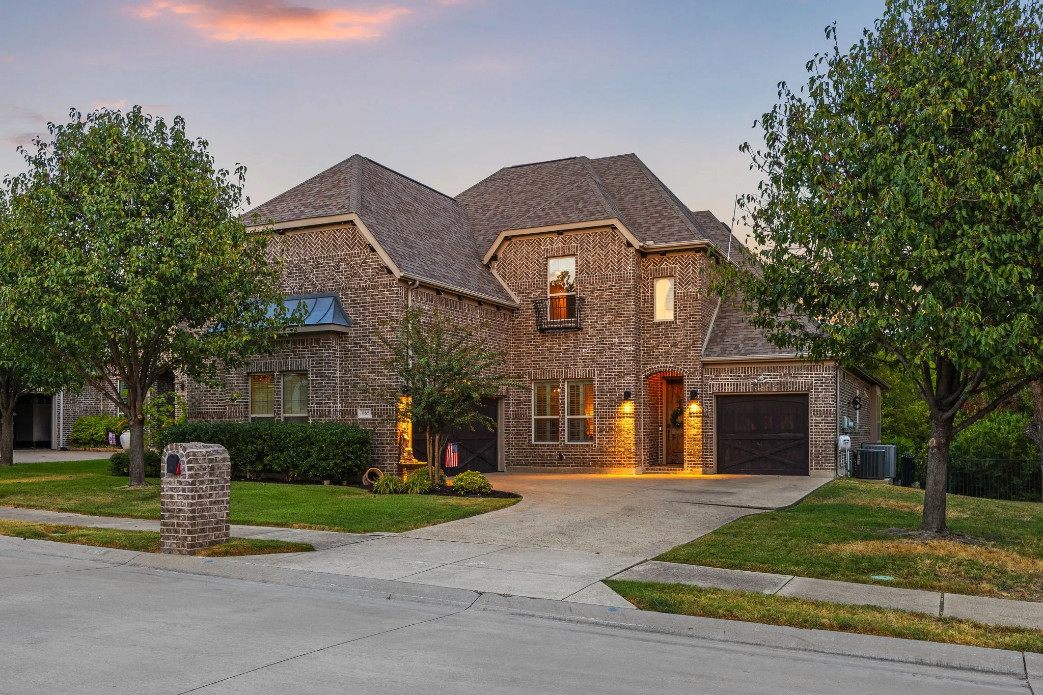 Single Family Residence For Sale in Rockwall County , 665 York Drive, Rockwall, Texas 75087, 4 Bedroom, 3 Bathroom, 3 Garage spaces, 3,161 Sqft, built in 2014, mls#21400528, Real Estate Agent in Rockwall, Homes For Sale in Rockwall county, Homes For Sale in Rockwall, Realtor in Rockwall Texas, Real Estate Brokerage Independent Realty Texas, Luminita Cordes Realtor
