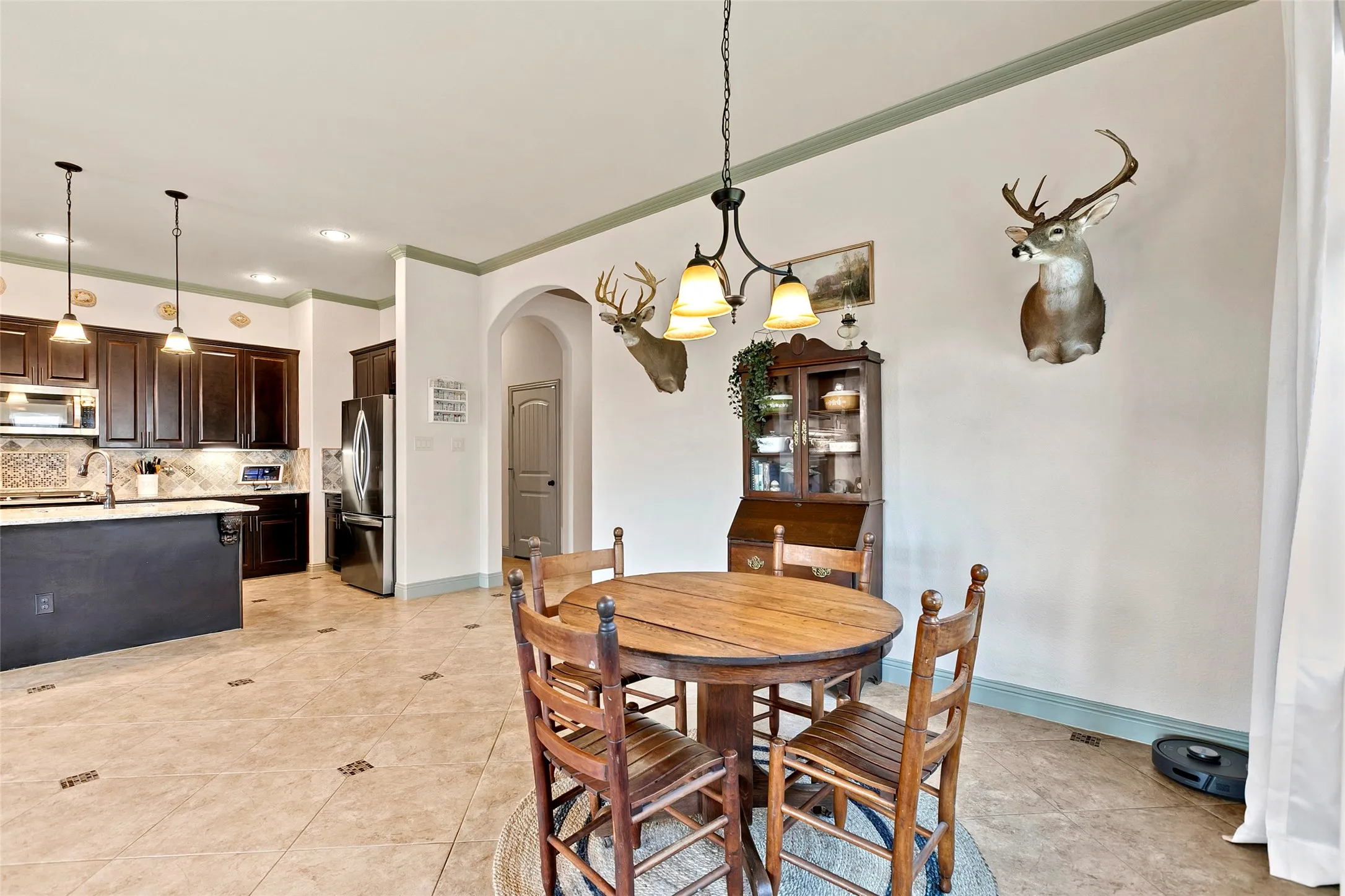 Single Family Residence For Sale in Kaufman County , 616 Spruce Trail, Forney, Texas 75126, 3 Bedroom, 2 Bathroom, 2 Garage spaces, 1,950 Sqft, built in 2018, mls#21397694, Real Estate Agent in Forney, Homes For Sale in Kaufman county, Homes For Sale in Forney, Realtor in Forney Texas, Real Estate Brokerage Independent Realty Texas, Luminita Cordes Realtor