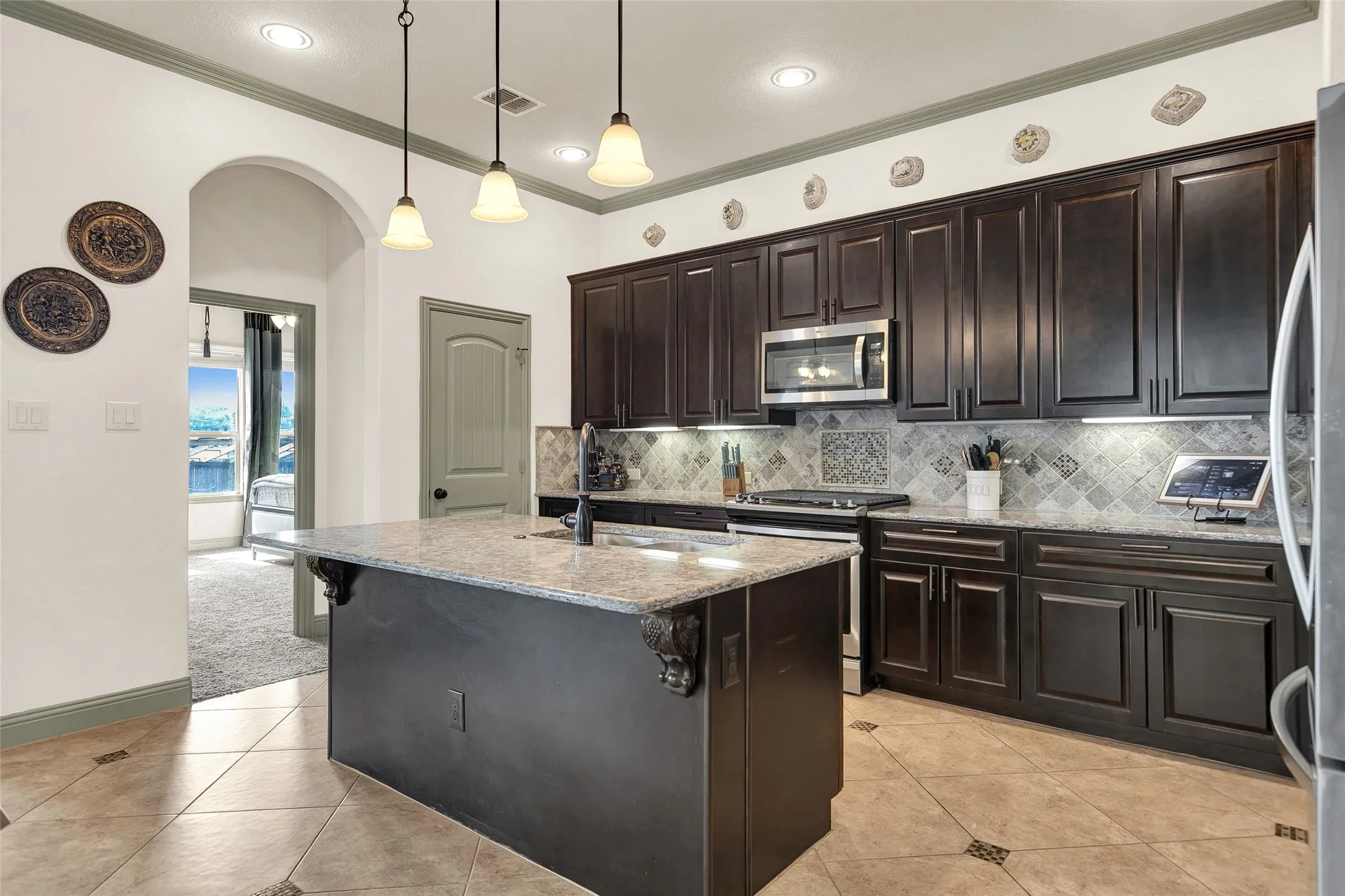 Single Family Residence For Sale in Kaufman County , 616 Spruce Trail, Forney, Texas 75126, 3 Bedroom, 2 Bathroom, 2 Garage spaces, 1,950 Sqft, built in 2018, mls#21397694, Real Estate Agent in Forney, Homes For Sale in Kaufman county, Homes For Sale in Forney, Realtor in Forney Texas, Real Estate Brokerage Independent Realty Texas, Luminita Cordes Realtor