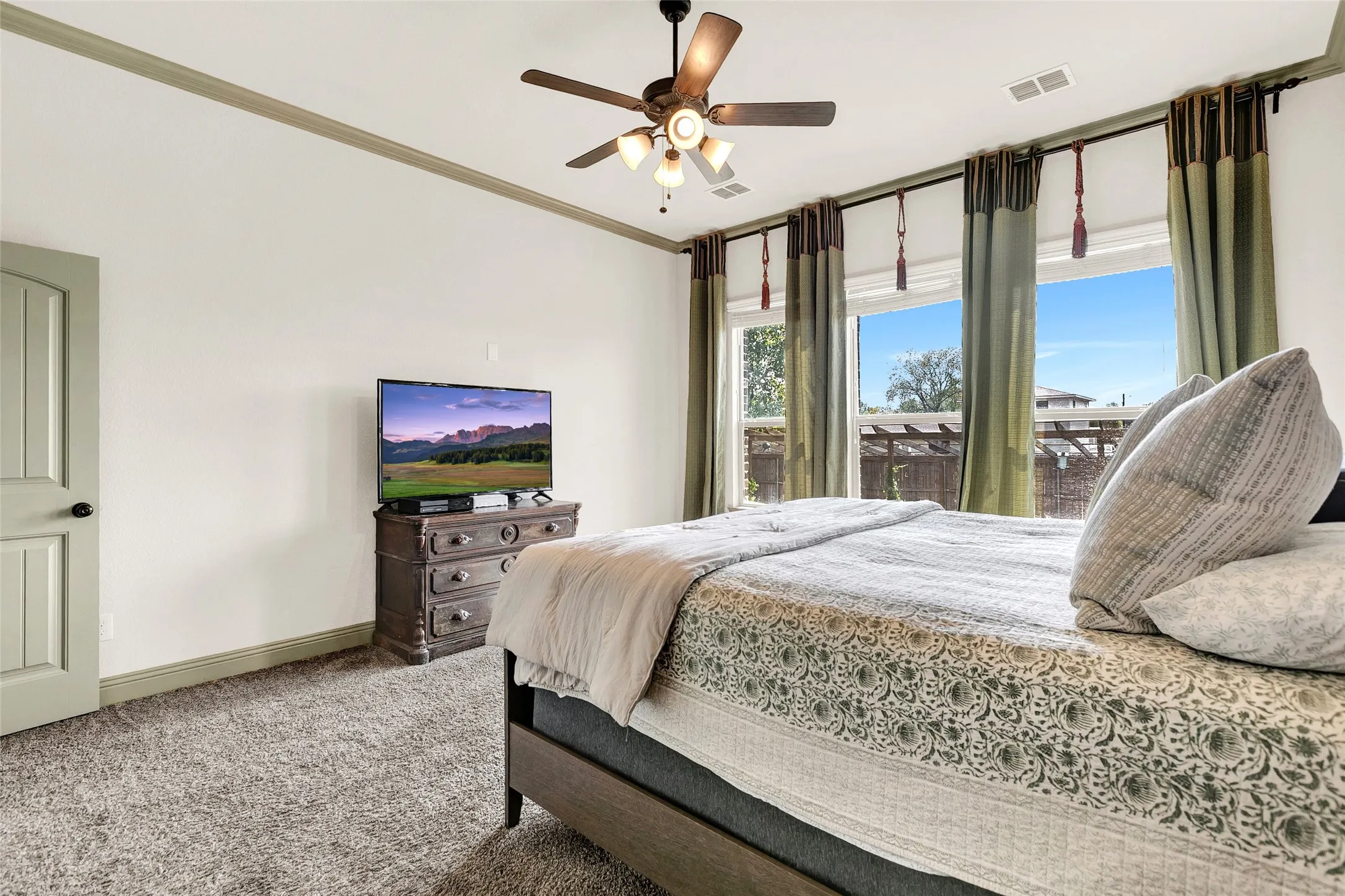 Single Family Residence For Sale in Kaufman County , 616 Spruce Trail, Forney, Texas 75126, 3 Bedroom, 2 Bathroom, 2 Garage spaces, 1,950 Sqft, built in 2018, mls#21397694, Real Estate Agent in Forney, Homes For Sale in Kaufman county, Homes For Sale in Forney, Realtor in Forney Texas, Real Estate Brokerage Independent Realty Texas, Luminita Cordes Realtor