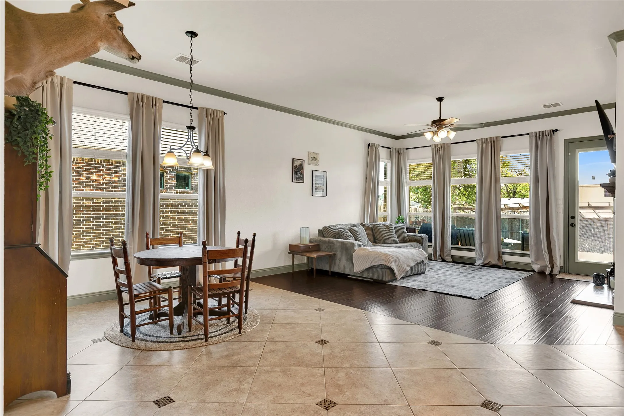 Single Family Residence For Sale in Kaufman County , 616 Spruce Trail, Forney, Texas 75126, 3 Bedroom, 2 Bathroom, 2 Garage spaces, 1,950 Sqft, built in 2018, mls#21397694, Real Estate Agent in Forney, Homes For Sale in Kaufman county, Homes For Sale in Forney, Realtor in Forney Texas, Real Estate Brokerage Independent Realty Texas, Luminita Cordes Realtor