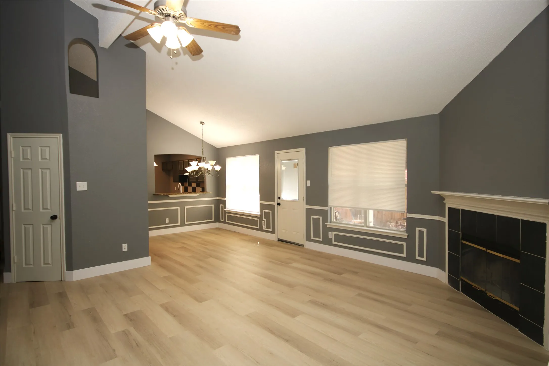 Single Family Residence For Rent in Tarrant County , 6414 Juliette Run, Arlington, Texas 76002, 5 Bedroom, 3 Bathroom, 2 Garage spaces, 1,869 Sqft, built in 1997, mls#21396436, Real Estate Agent in Arlington, Homes For Rent in Tarrant county, Homes For Rent in Arlington, Realtor in Arlington Texas, Real Estate Brokerage Independent Realty Texas, Luminita Cordes Realtor