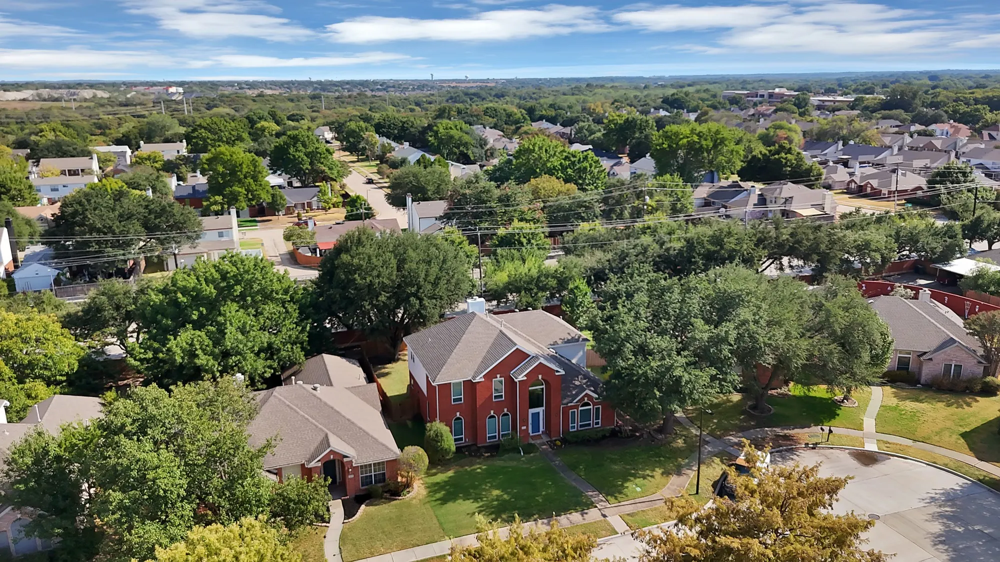 Single Family Residence For Sale in Dallas County , 2513 Pecan Meadow Drive, Garland, Texas 75040, 3 Bedroom, 3 Bathroom, 2 Garage spaces, 2,946 Sqft, built in 1996, mls#21399494, Real Estate Agent in Garland, Homes For Sale in Dallas county, Homes For Sale in Garland, Realtor in Garland Texas, Real Estate Brokerage Independent Realty Texas, Luminita Cordes Realtor