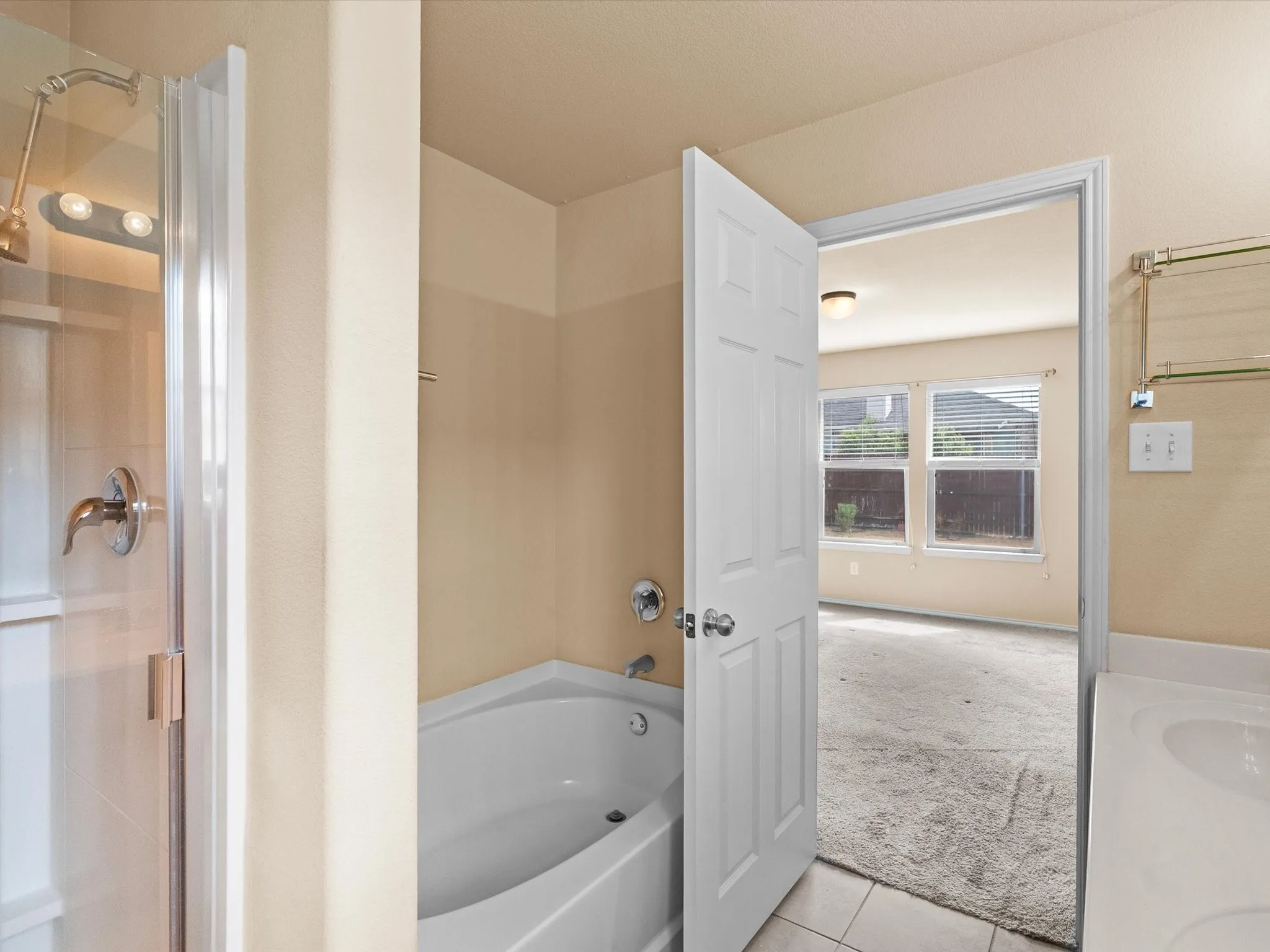 Single Family Residence For Sale in Denton County , 14721 Brandon Drive, Little Elm, Texas 75068, 3 Bedroom, 2 Bathroom, 2 Garage spaces, 1,433 Sqft, built in 2012, mls#21400142, Real Estate Agent in Little Elm, Homes For Sale in Denton county, Homes For Sale in Little Elm, Realtor in Little Elm Texas, Real Estate Brokerage Independent Realty Texas, Luminita Cordes Realtor