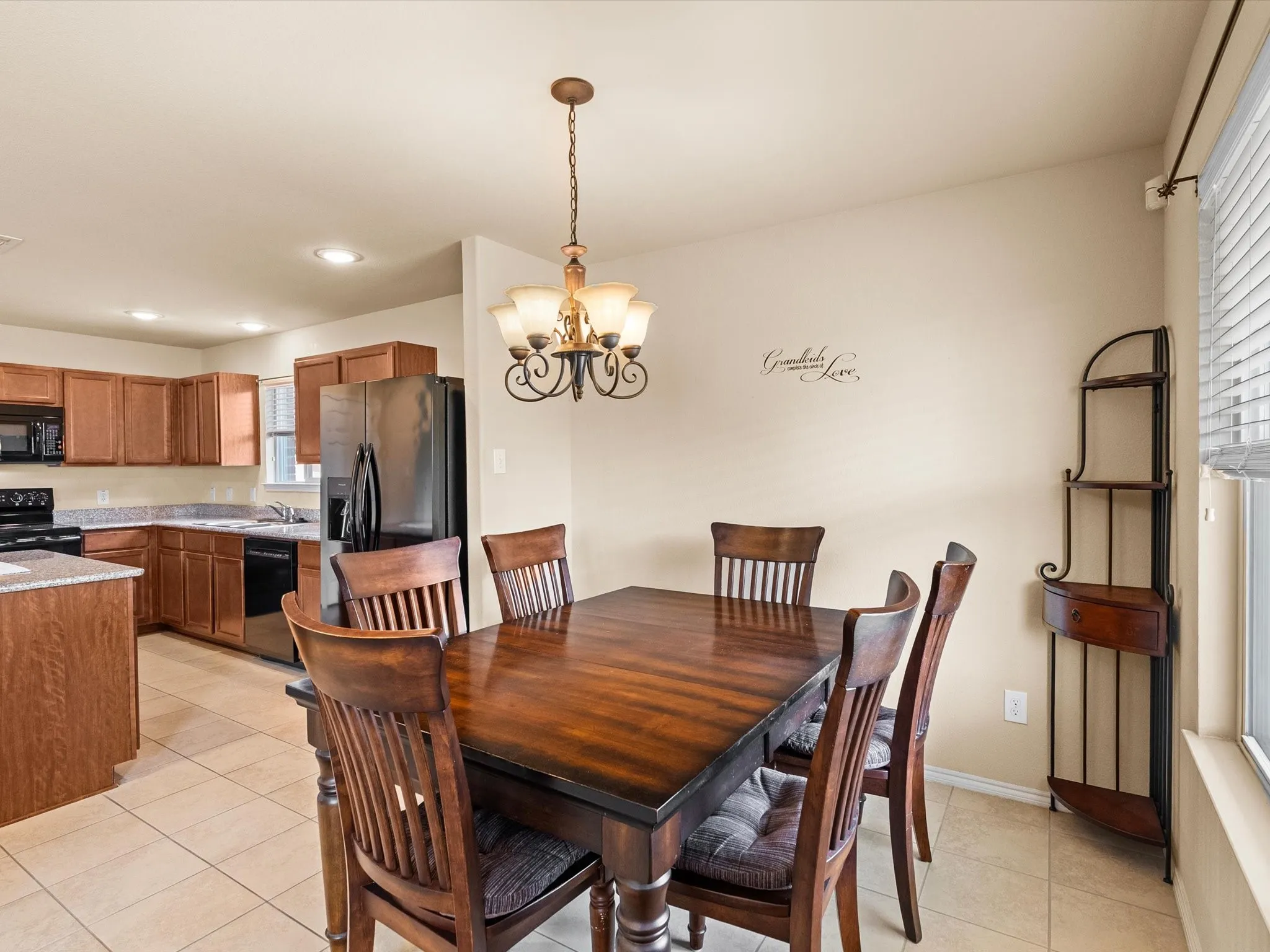 Single Family Residence For Sale in Denton County , 14721 Brandon Drive, Little Elm, Texas 75068, 3 Bedroom, 2 Bathroom, 2 Garage spaces, 1,433 Sqft, built in 2012, mls#21400142, Real Estate Agent in Little Elm, Homes For Sale in Denton county, Homes For Sale in Little Elm, Realtor in Little Elm Texas, Real Estate Brokerage Independent Realty Texas, Luminita Cordes Realtor