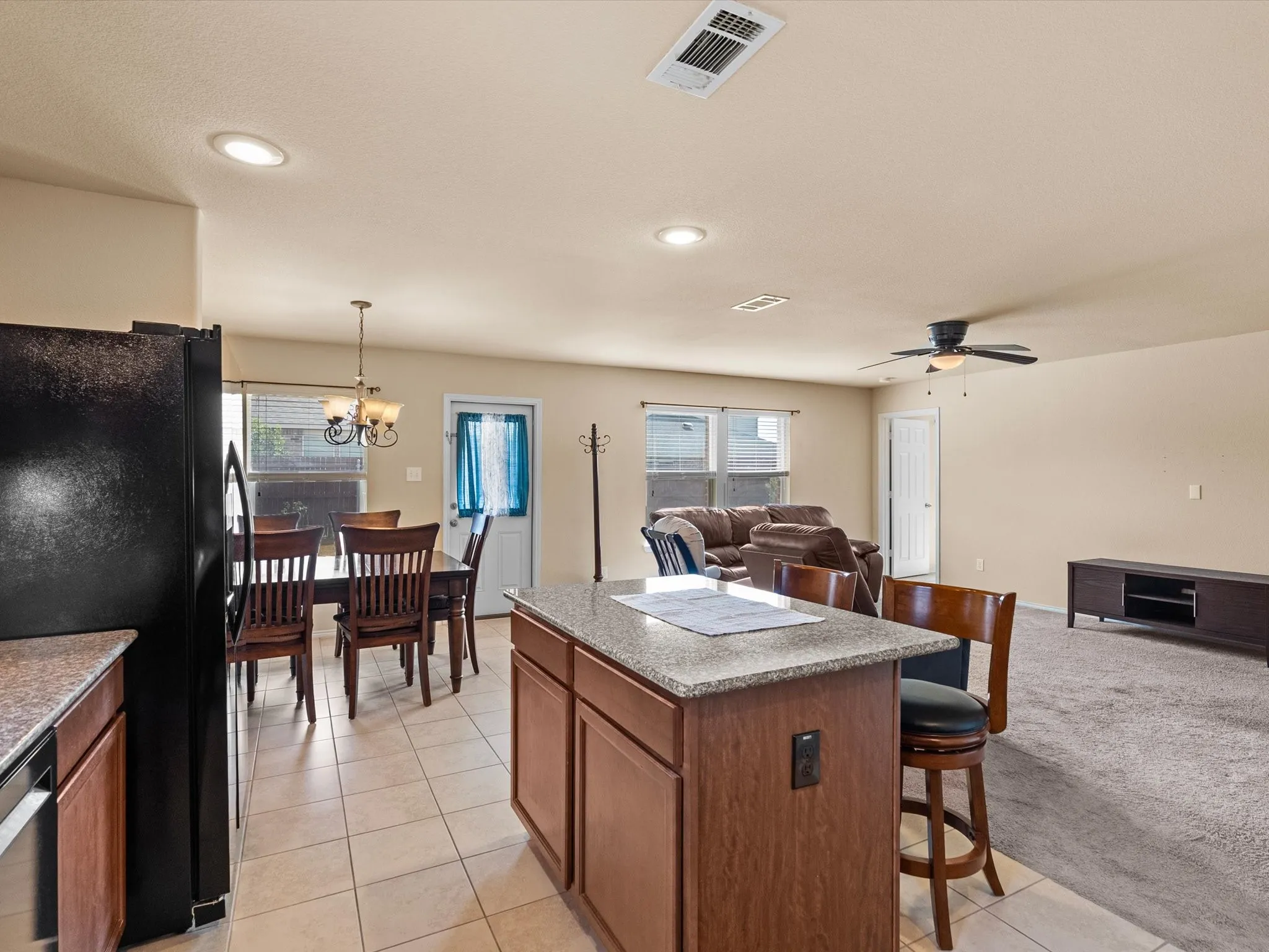 Single Family Residence For Sale in Denton County , 14721 Brandon Drive, Little Elm, Texas 75068, 3 Bedroom, 2 Bathroom, 2 Garage spaces, 1,433 Sqft, built in 2012, mls#21400142, Real Estate Agent in Little Elm, Homes For Sale in Denton county, Homes For Sale in Little Elm, Realtor in Little Elm Texas, Real Estate Brokerage Independent Realty Texas, Luminita Cordes Realtor