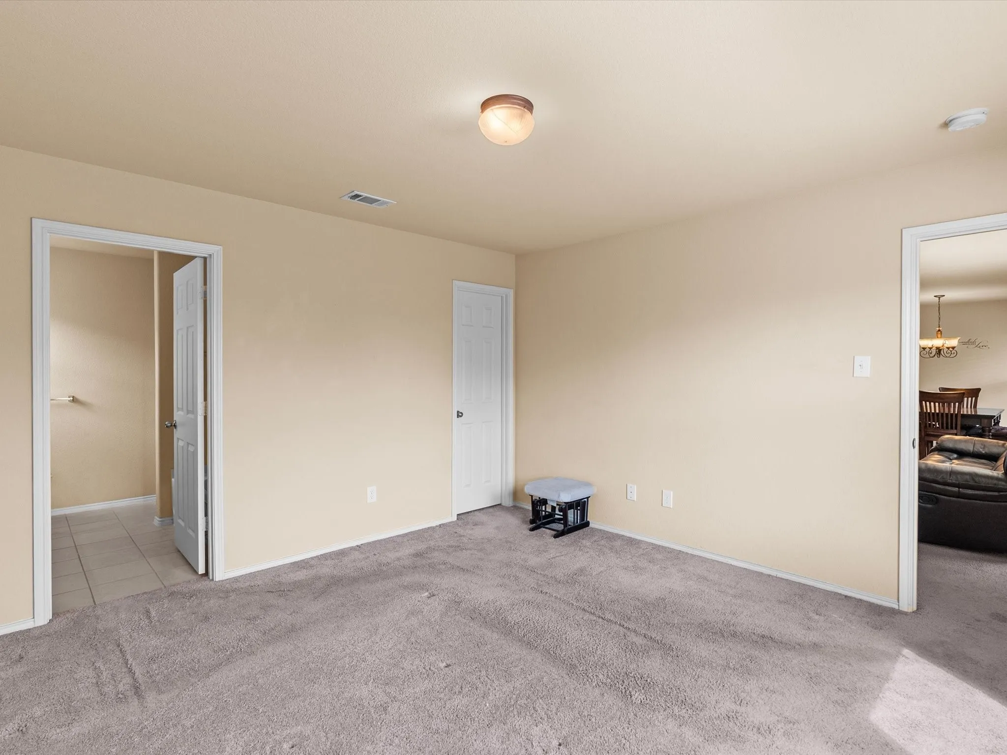 Single Family Residence For Sale in Denton County , 14721 Brandon Drive, Little Elm, Texas 75068, 3 Bedroom, 2 Bathroom, 2 Garage spaces, 1,433 Sqft, built in 2012, mls#21400142, Real Estate Agent in Little Elm, Homes For Sale in Denton county, Homes For Sale in Little Elm, Realtor in Little Elm Texas, Real Estate Brokerage Independent Realty Texas, Luminita Cordes Realtor