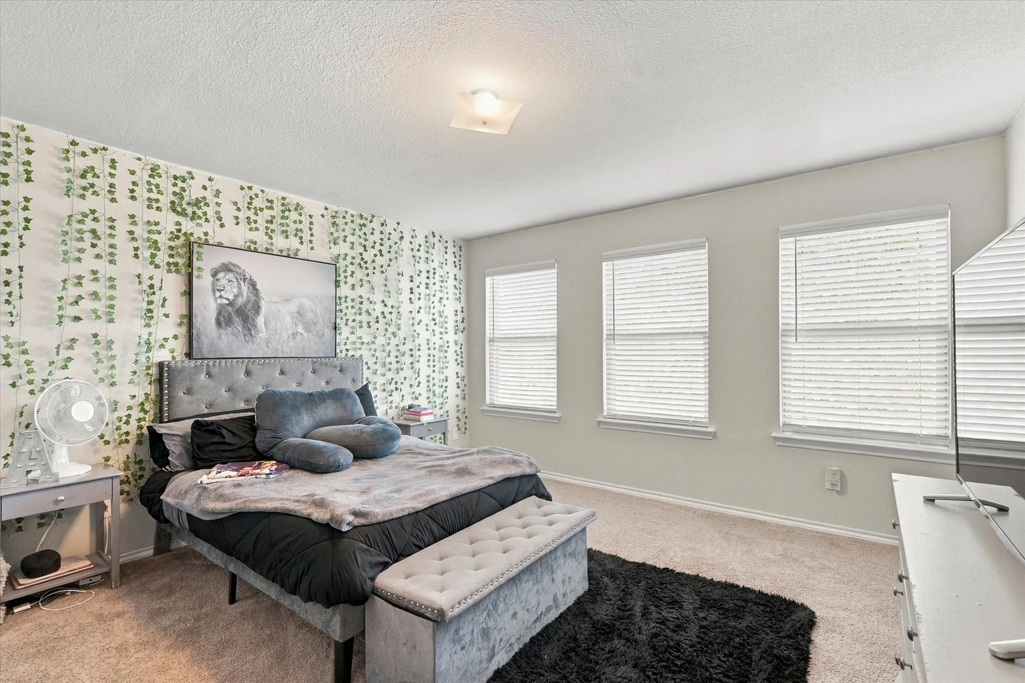 Single Family Residence For Sale in Ellis County , 417 Burrow Drive, Waxahachie, Texas 75167, 4 Bedroom, 3 Bathroom, 2 Garage spaces, 2,372 Sqft, built in 2022, mls#21396705, Real Estate Agent in Waxahachie, Homes For Sale in Ellis county, Homes For Sale in Waxahachie, Realtor in Waxahachie Texas, Real Estate Brokerage Independent Realty Texas, Luminita Cordes Realtor