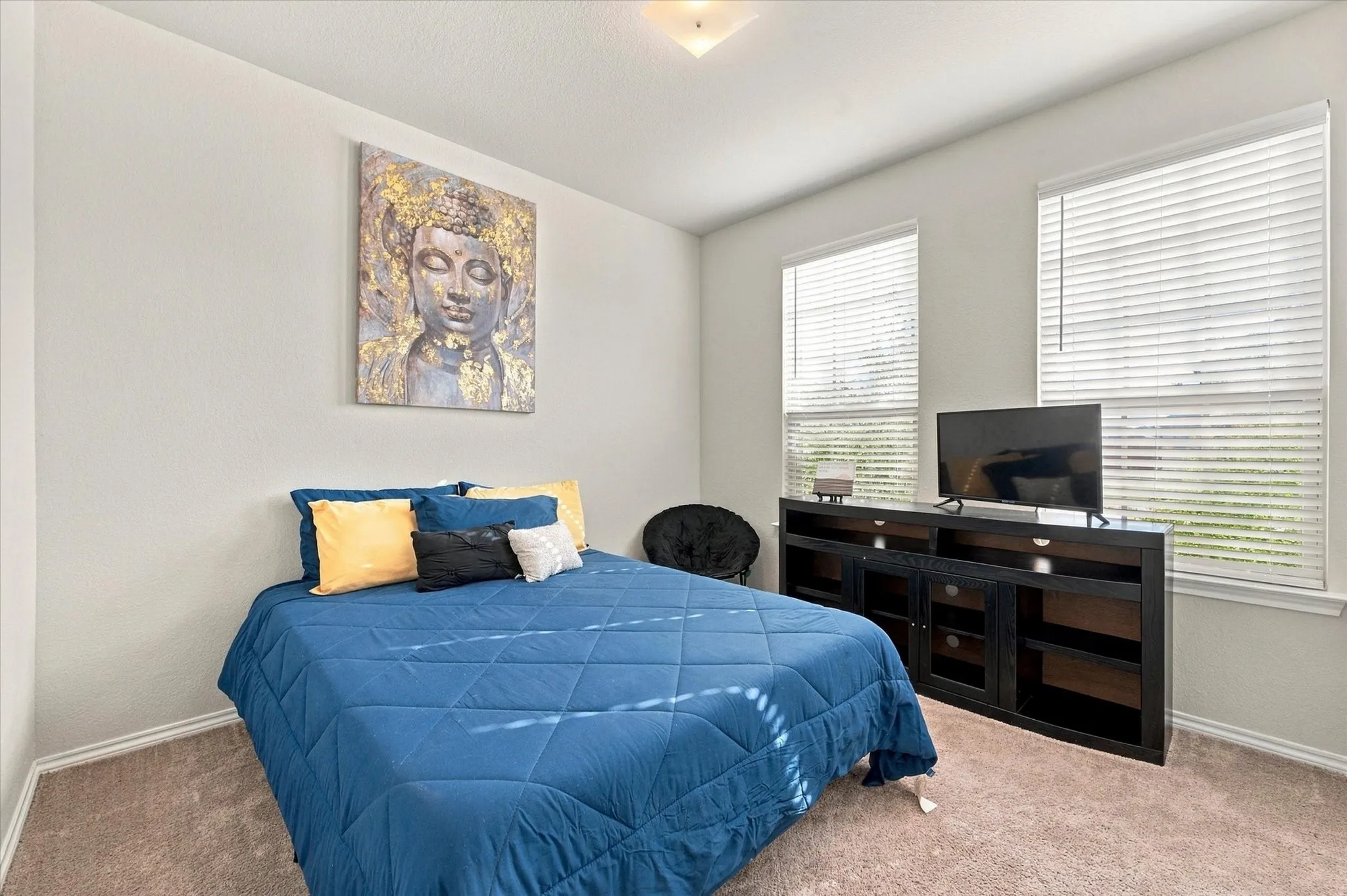 Single Family Residence For Sale in Ellis County , 417 Burrow Drive, Waxahachie, Texas 75167, 4 Bedroom, 3 Bathroom, 2 Garage spaces, 2,372 Sqft, built in 2022, mls#21396705, Real Estate Agent in Waxahachie, Homes For Sale in Ellis county, Homes For Sale in Waxahachie, Realtor in Waxahachie Texas, Real Estate Brokerage Independent Realty Texas, Luminita Cordes Realtor