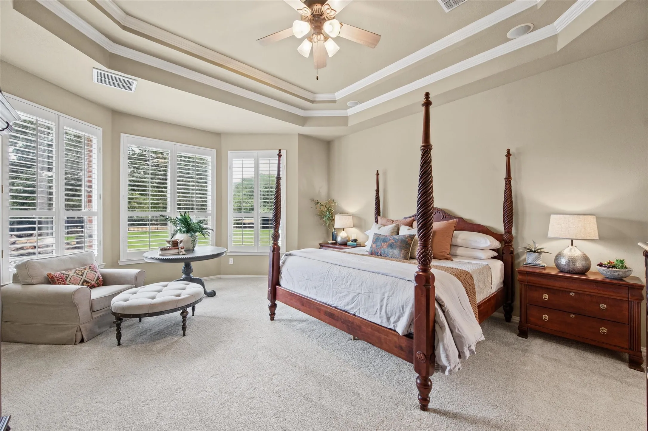 Single Family Residence For Sale in Denton County , 3917 Ashburton Way, Flower Mound, Texas 75022, 4 Bedroom, 4 Bathroom, 3 Garage spaces, 3,656 Sqft, built in 1998, mls#21398821, Real Estate Agent in Flower Mound, Homes For Sale in Denton county, Homes For Sale in Flower Mound, Realtor in Flower Mound Texas, Real Estate Brokerage Independent Realty Texas, Luminita Cordes Realtor