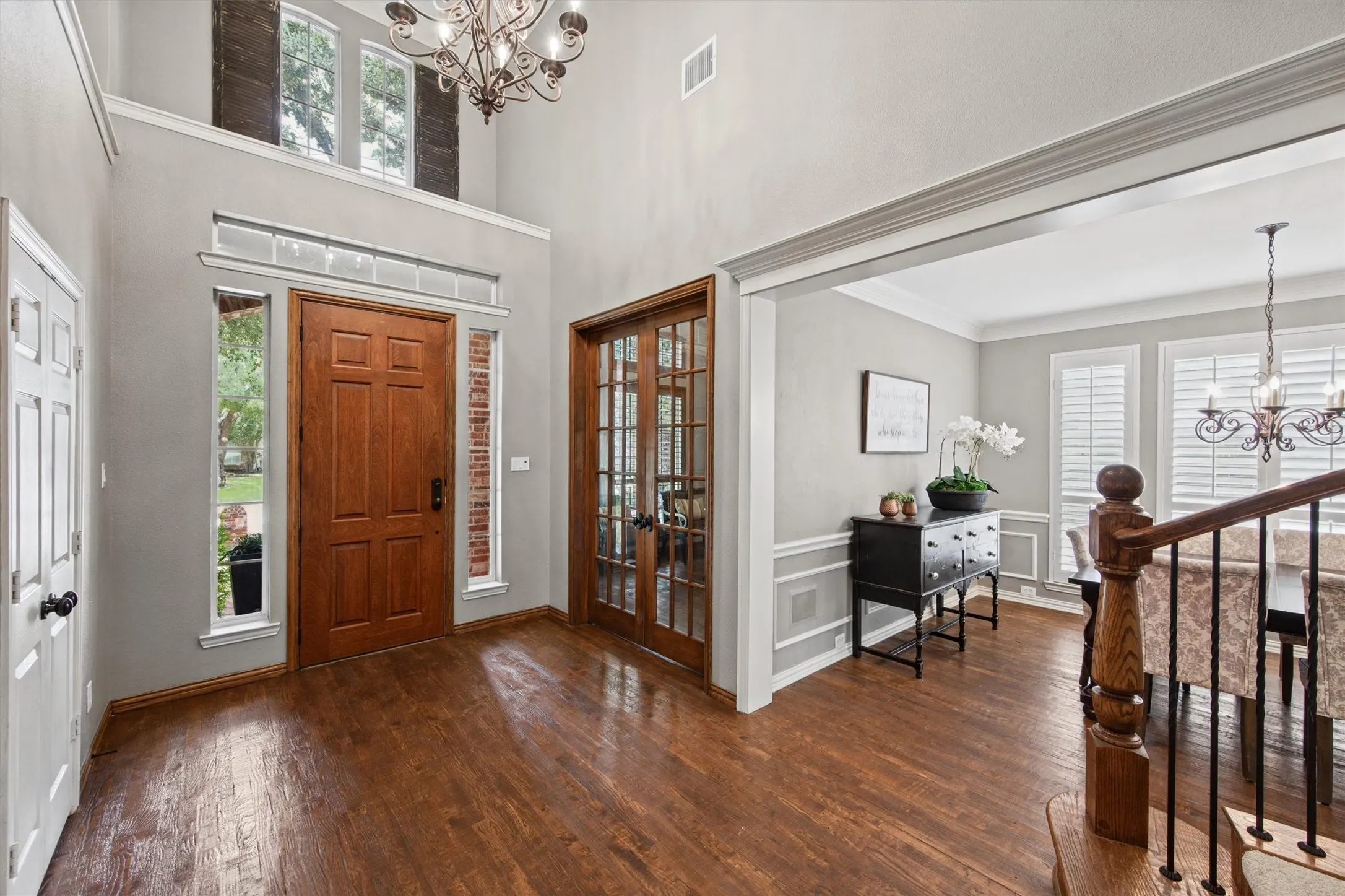 Single Family Residence For Sale in Denton County , 3917 Ashburton Way, Flower Mound, Texas 75022, 4 Bedroom, 4 Bathroom, 3 Garage spaces, 3,656 Sqft, built in 1998, mls#21398821, Real Estate Agent in Flower Mound, Homes For Sale in Denton county, Homes For Sale in Flower Mound, Realtor in Flower Mound Texas, Real Estate Brokerage Independent Realty Texas, Luminita Cordes Realtor