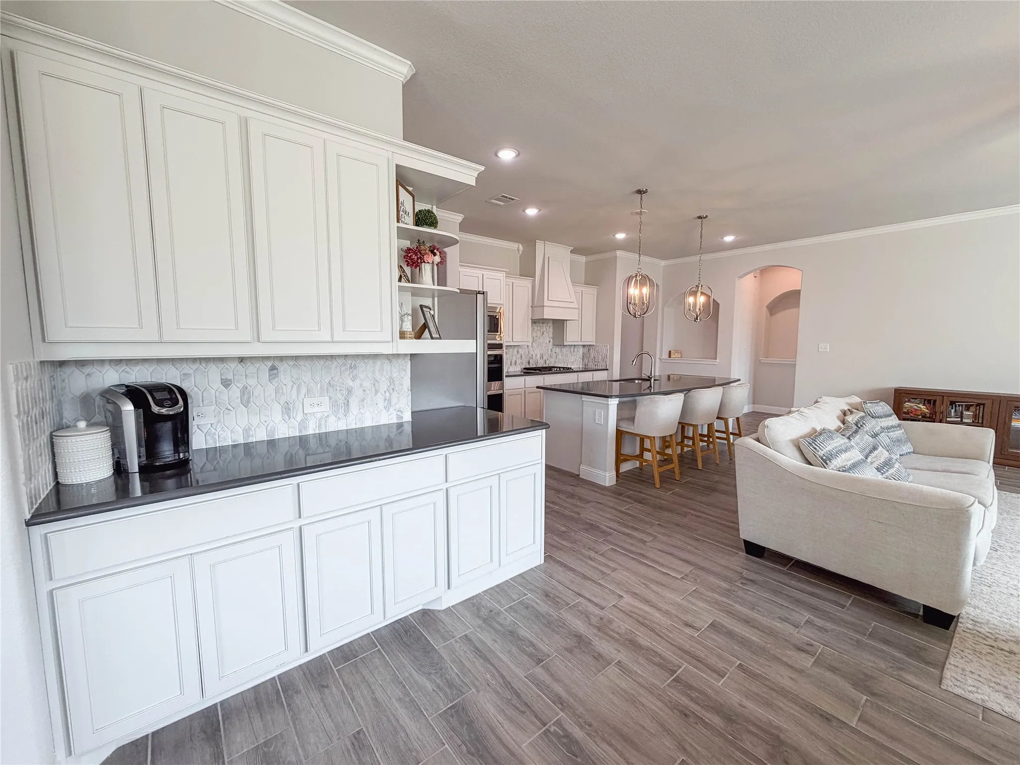 Single Family Residence For Sale in Ellis County , 484 Haven Road, Waxahachie, Texas 75165, 3 Bedroom, 3 Bathroom, 2 Garage spaces, 2,641 Sqft, built in 2022, mls#21400542, Real Estate Agent in Waxahachie, Homes For Sale in Ellis county, Homes For Sale in Waxahachie, Realtor in Waxahachie Texas, Real Estate Brokerage Independent Realty Texas, Luminita Cordes Realtor