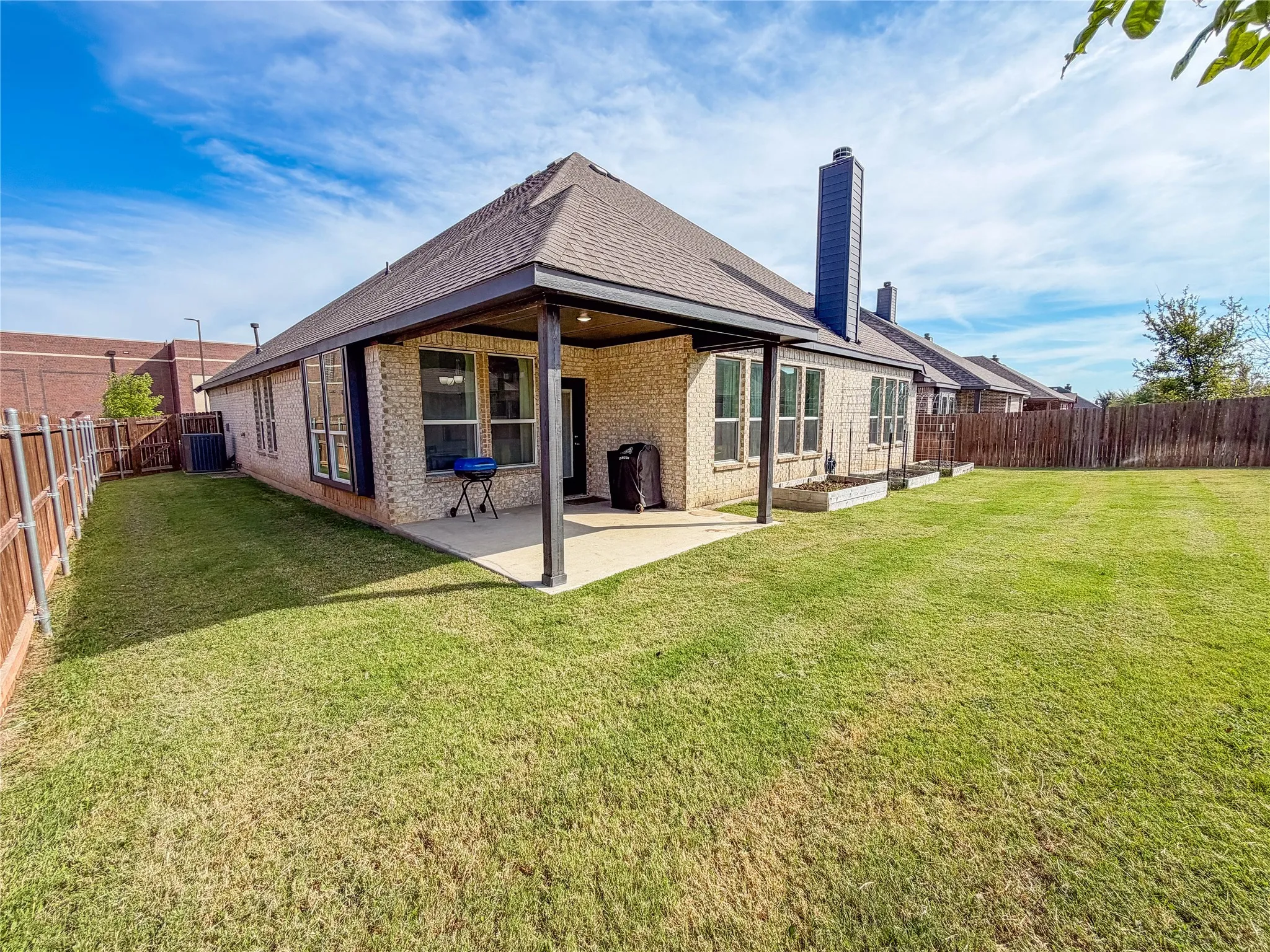Single Family Residence For Sale in Ellis County , 484 Haven Road, Waxahachie, Texas 75165, 3 Bedroom, 3 Bathroom, 2 Garage spaces, 2,641 Sqft, built in 2022, mls#21400542, Real Estate Agent in Waxahachie, Homes For Sale in Ellis county, Homes For Sale in Waxahachie, Realtor in Waxahachie Texas, Real Estate Brokerage Independent Realty Texas, Luminita Cordes Realtor
