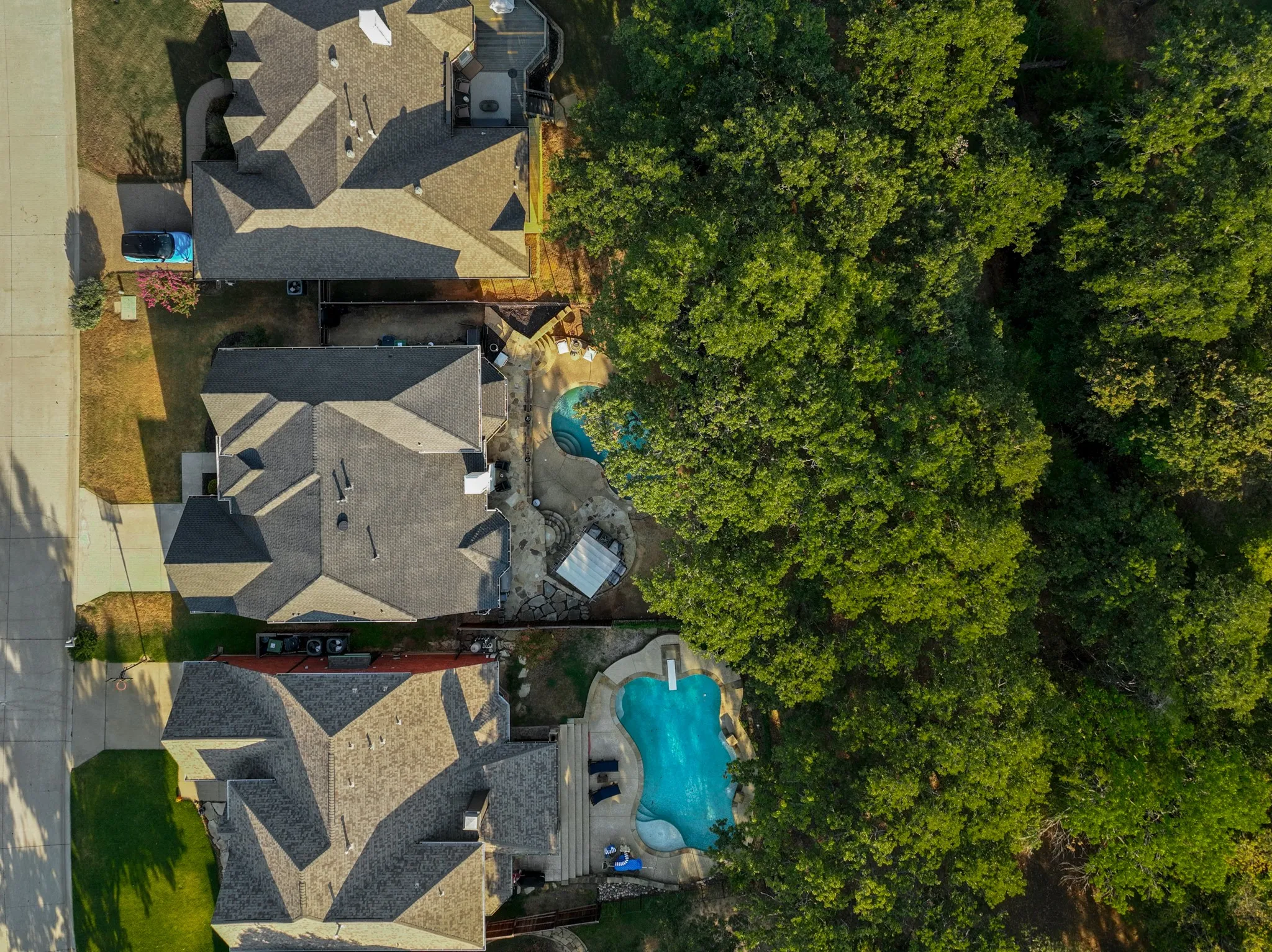 Single Family Residence For Sale in Denton County , 2665 Woodside Drive, Highland Village, Texas 75077, 4 Bedroom, 3 Bathroom, 2 Garage spaces, 2,951 Sqft, built in 1992, mls#21399722, Real Estate Agent in Highland Village, Homes For Sale in Denton county, Homes For Sale in Highland Village, Realtor in Highland Village Texas, Real Estate Brokerage Independent Realty Texas, Luminita Cordes Realtor
