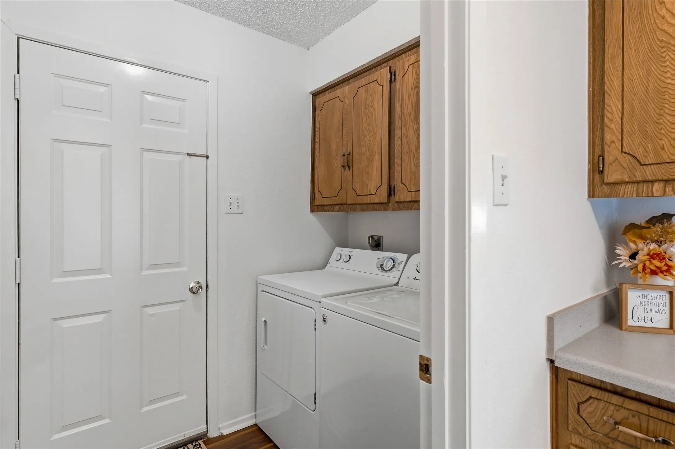 Single Family Residence For Sale in Hunt County , 614 E FM 272, Celeste, Texas 75423, 3 Bedroom, 2 Bathroom, Garage spaces, 1,301 Sqft, built in 1990, mls#21398649, Real Estate Agent in Celeste, Homes For Sale in Hunt county, Homes For Sale in Celeste, Realtor in Celeste Texas, Real Estate Brokerage Independent Realty Texas, Luminita Cordes Realtor