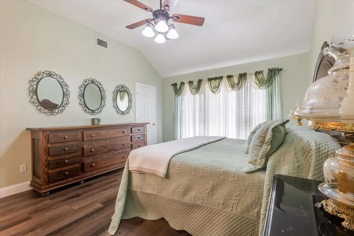 Spacious and cozy!