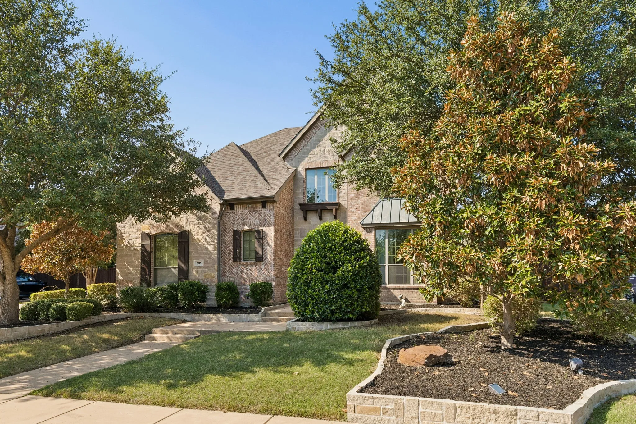 Single Family Residence For Sale in Collin County , 605 Royal Glen Drive, Murphy, Texas 75094, 5 Bedroom, 5 Bathroom, 3 Garage spaces, 4,524 Sqft, built in 2012, mls#21400549, Real Estate Agent in Murphy, Homes For Sale in Collin county, Homes For Sale in Murphy, Realtor in Murphy Texas, Real Estate Brokerage Independent Realty Texas, Luminita Cordes Realtor