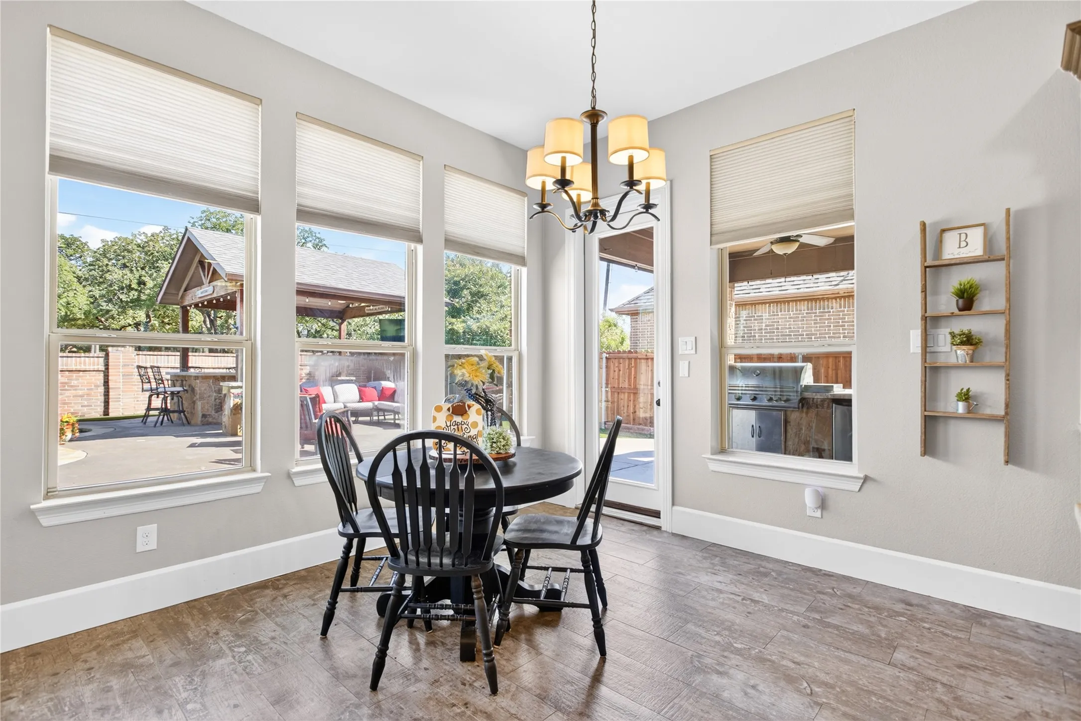 Single Family Residence For Sale in Tarrant County , 301 Rawhide Path, Keller, Texas 76248, 5 Bedroom, 4 Bathroom, 3 Garage spaces, 3,521 Sqft, built in 2013, mls#21400154, Real Estate Agent in Keller, Homes For Sale in Tarrant county, Homes For Sale in Keller, Realtor in Keller Texas, Real Estate Brokerage Independent Realty Texas, Luminita Cordes Realtor