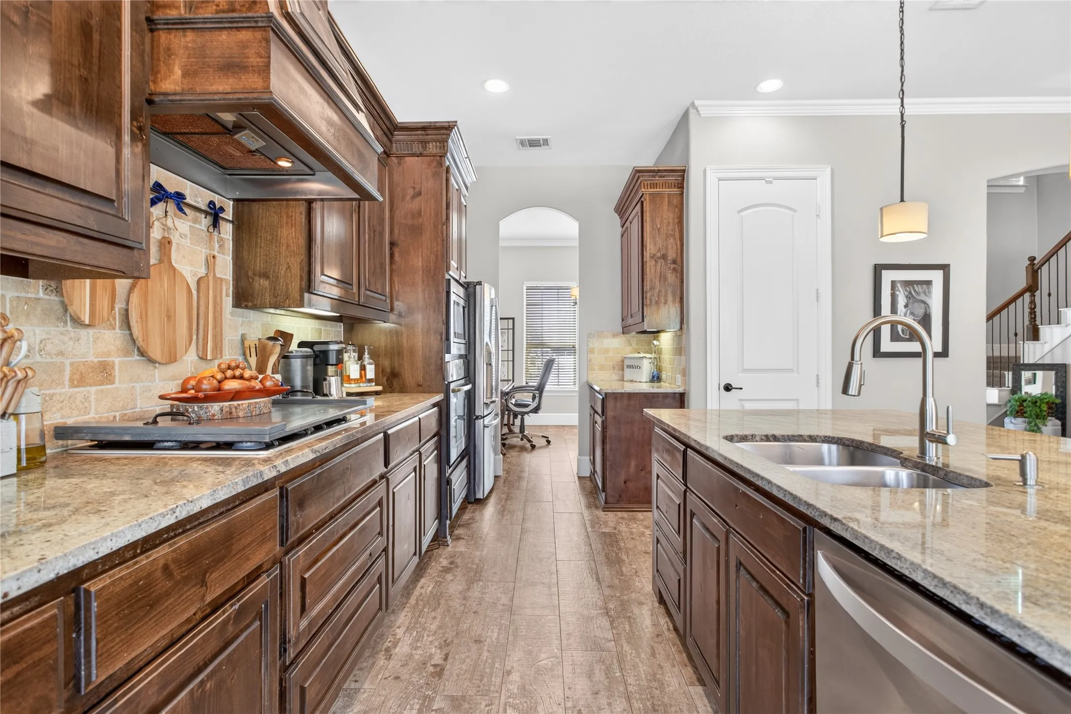 Single Family Residence For Sale in Tarrant County , 301 Rawhide Path, Keller, Texas 76248, 5 Bedroom, 4 Bathroom, 3 Garage spaces, 3,521 Sqft, built in 2013, mls#21400154, Real Estate Agent in Keller, Homes For Sale in Tarrant county, Homes For Sale in Keller, Realtor in Keller Texas, Real Estate Brokerage Independent Realty Texas, Luminita Cordes Realtor
