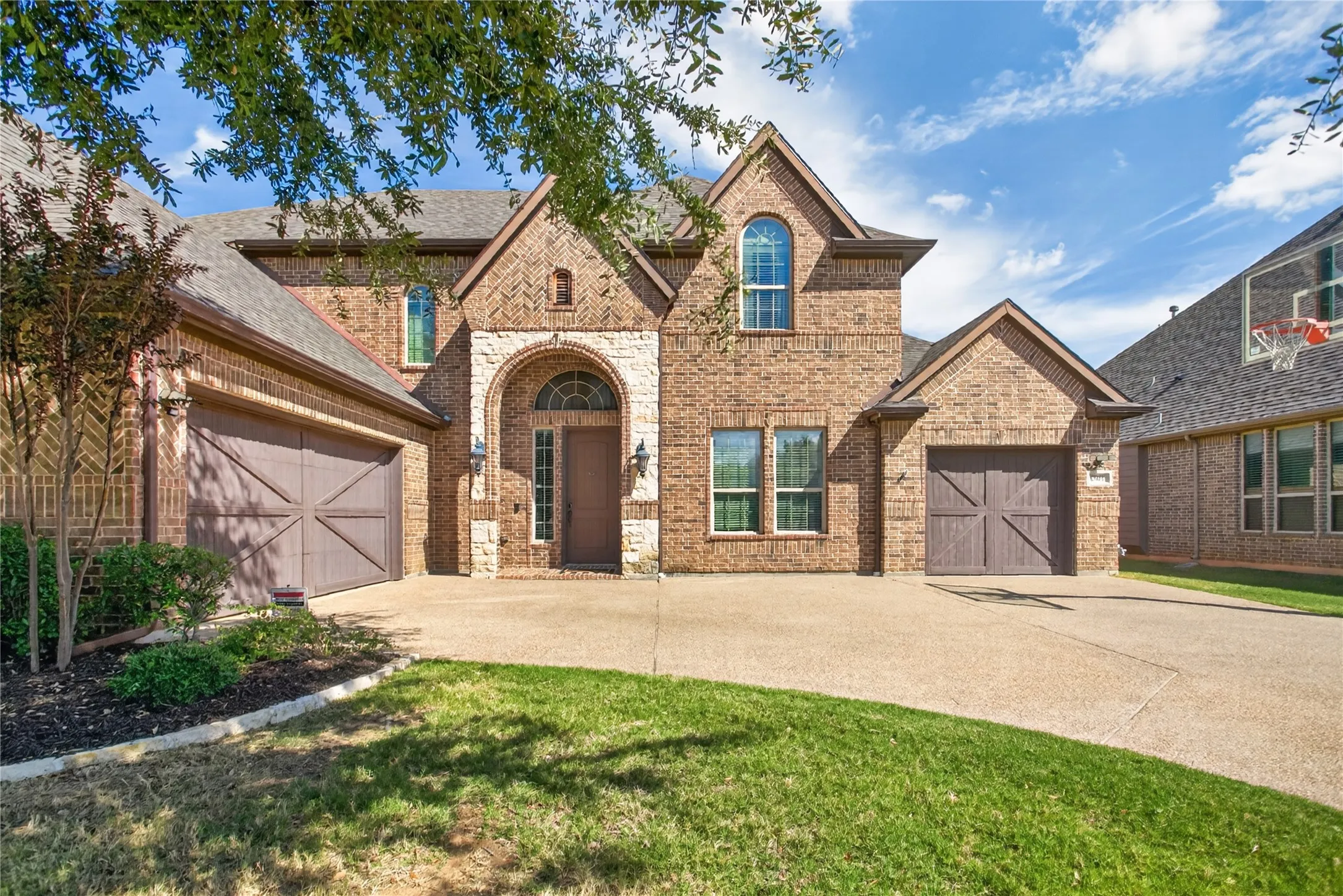 Single Family Residence For Sale in Tarrant County , 301 Rawhide Path, Keller, Texas 76248, 5 Bedroom, 4 Bathroom, 3 Garage spaces, 3,521 Sqft, built in 2013, mls#21400154, Real Estate Agent in Keller, Homes For Sale in Tarrant county, Homes For Sale in Keller, Realtor in Keller Texas, Real Estate Brokerage Independent Realty Texas, Luminita Cordes Realtor