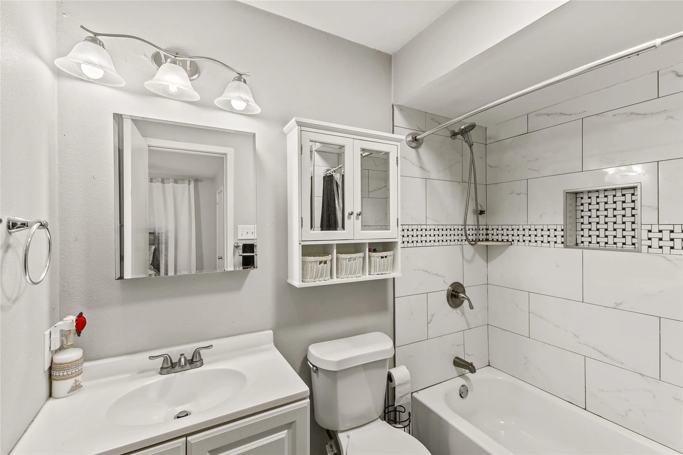 Single Family Residence For Sale in Dallas County , 13225 Lexington Lane, Balch Springs, Texas 75180, 3 Bedroom, 2 Bathroom, 2 Garage spaces, 1,342 Sqft, built in 1979, mls#21400533, Real Estate Agent in Balch Springs, Homes For Sale in Dallas county, Homes For Sale in Balch Springs, Realtor in Balch Springs Texas, Real Estate Brokerage Independent Realty Texas, Luminita Cordes Realtor