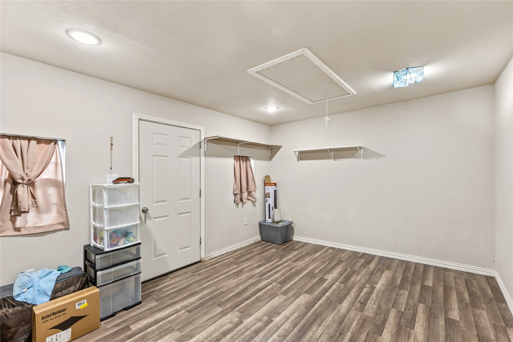 Single Family Residence For Sale in Dallas County , 13225 Lexington Lane, Balch Springs, Texas 75180, 3 Bedroom, 2 Bathroom, 2 Garage spaces, 1,342 Sqft, built in 1979, mls#21400533, Real Estate Agent in Balch Springs, Homes For Sale in Dallas county, Homes For Sale in Balch Springs, Realtor in Balch Springs Texas, Real Estate Brokerage Independent Realty Texas, Luminita Cordes Realtor