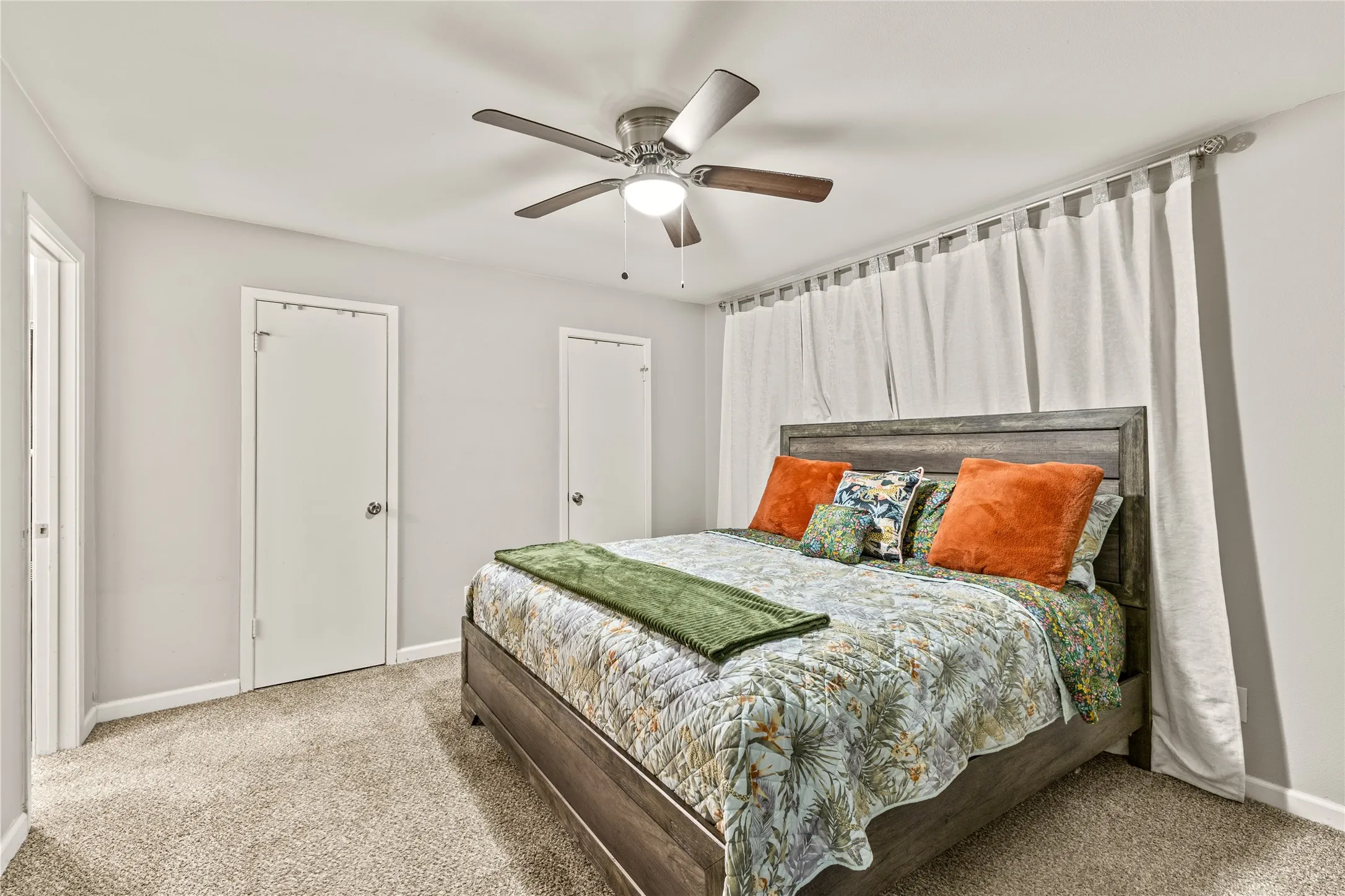 Single Family Residence For Sale in Dallas County , 13225 Lexington Lane, Balch Springs, Texas 75180, 3 Bedroom, 2 Bathroom, 2 Garage spaces, 1,342 Sqft, built in 1979, mls#21400533, Real Estate Agent in Balch Springs, Homes For Sale in Dallas county, Homes For Sale in Balch Springs, Realtor in Balch Springs Texas, Real Estate Brokerage Independent Realty Texas, Luminita Cordes Realtor