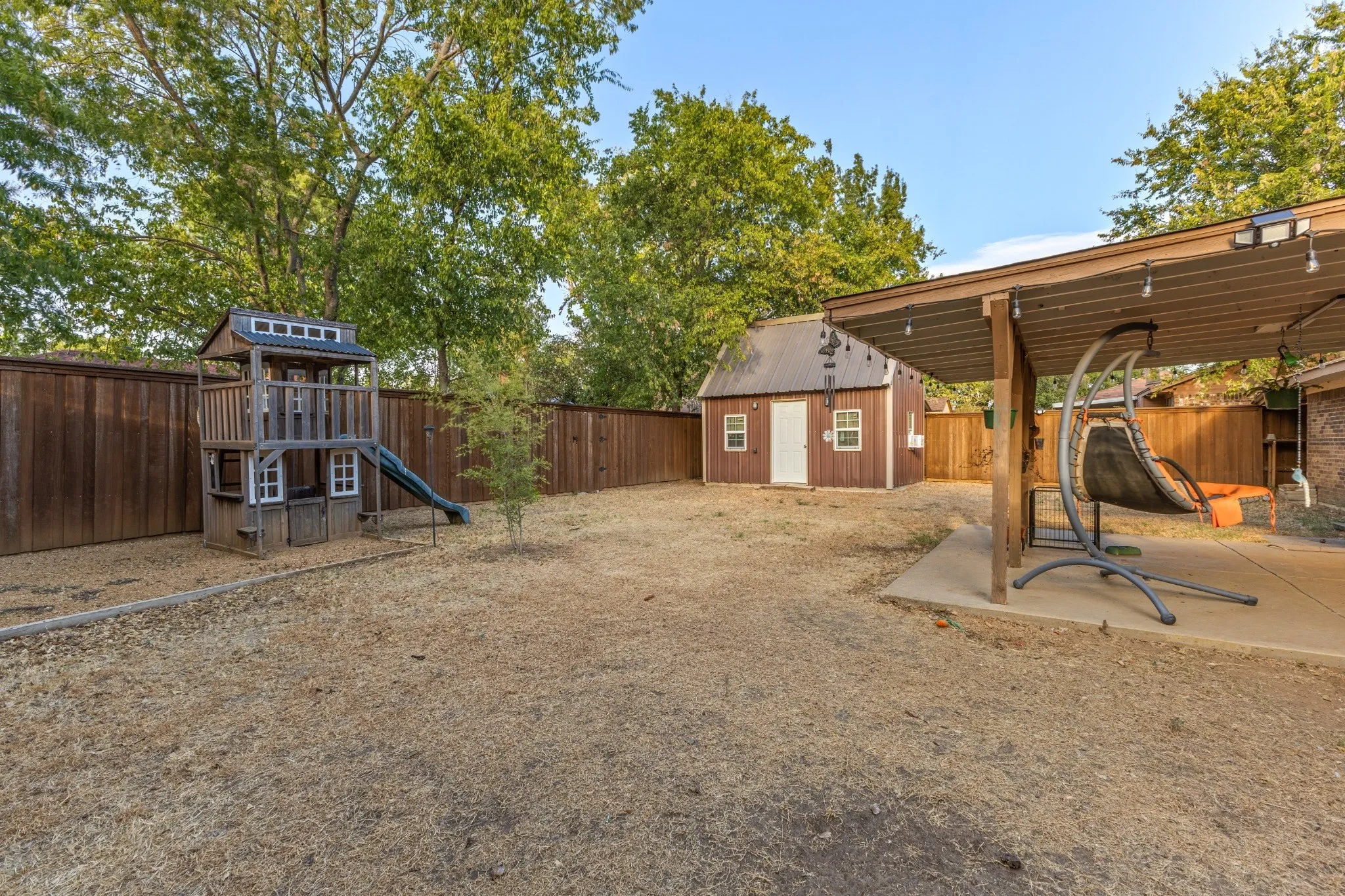 Single Family Residence For Sale in Dallas County , 13225 Lexington Lane, Balch Springs, Texas 75180, 3 Bedroom, 2 Bathroom, 2 Garage spaces, 1,342 Sqft, built in 1979, mls#21400533, Real Estate Agent in Balch Springs, Homes For Sale in Dallas county, Homes For Sale in Balch Springs, Realtor in Balch Springs Texas, Real Estate Brokerage Independent Realty Texas, Luminita Cordes Realtor