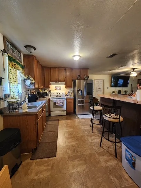 Single Family Residence For Sale in Collin County , 4314 County Road 446, Princeton, Texas 75407, 3 Bedroom, 2 Bathroom, Garage spaces, 1,161 Sqft, built in 1999, mls#21400565, Real Estate Agent in Princeton, Homes For Sale in Collin county, Homes For Sale in Princeton, Realtor in Princeton Texas, Real Estate Brokerage Independent Realty Texas, Luminita Cordes Realtor