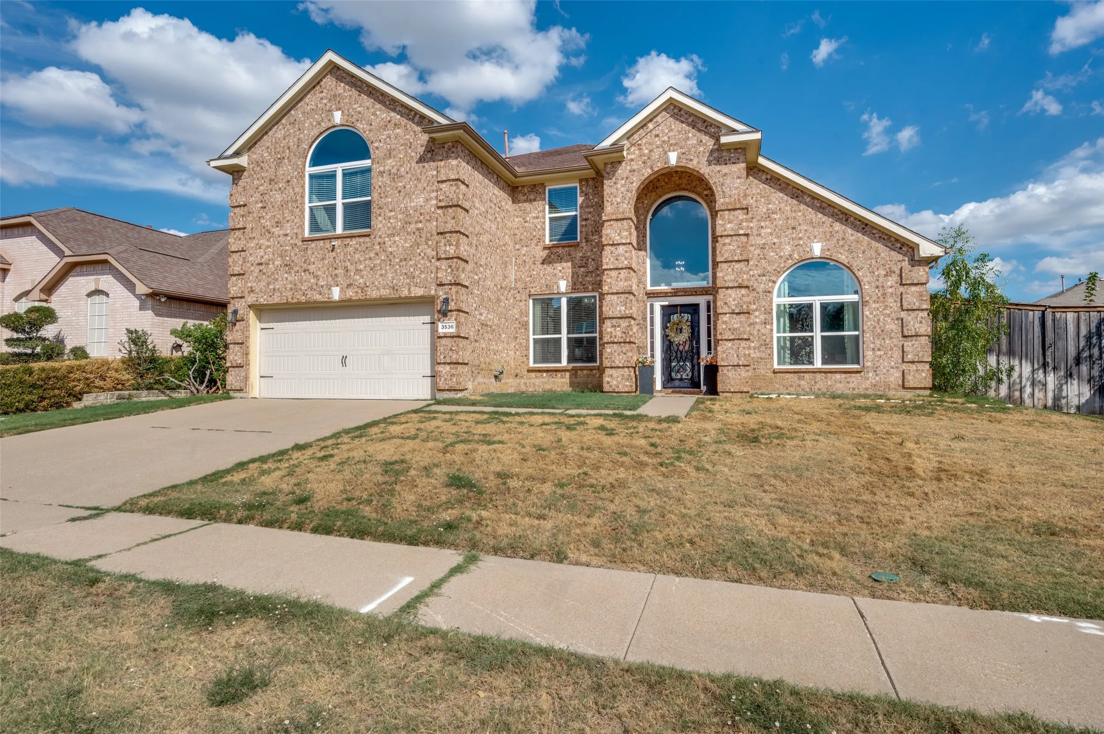 Single Family Residence For Sale in Tarrant County , 3536 Canyon Road, Grand Prairie, Texas 75052, 4 Bedroom, 3 Bathroom, 2 Garage spaces, 3,620 Sqft, built in 2000, mls#21400358, Real Estate Agent in Grand Prairie, Homes For Sale in Tarrant county, Homes For Sale in Grand Prairie, Realtor in Grand Prairie Texas, Real Estate Brokerage Independent Realty Texas, Luminita Cordes Realtor