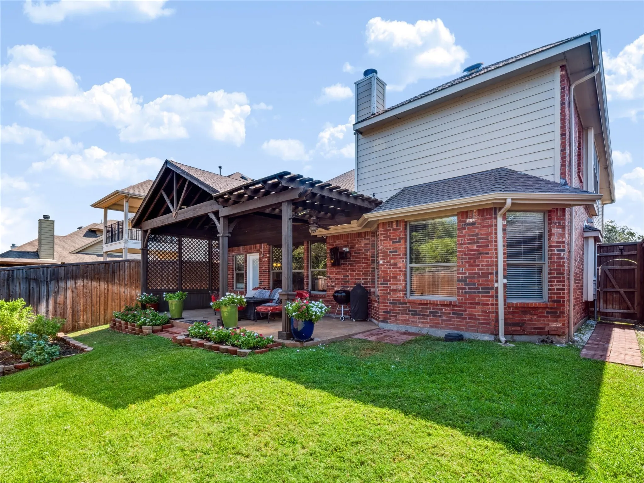 Single Family Residence For Sale in Denton County , 1728 Lake Way Drive, Little Elm, Texas 75068, 4 Bedroom, 3 Bathroom, 2 Garage spaces, 2,452 Sqft, built in 2007, mls#21400550, Real Estate Agent in Little Elm, Homes For Sale in Denton county, Homes For Sale in Little Elm, Realtor in Little Elm Texas, Real Estate Brokerage Independent Realty Texas, Luminita Cordes Realtor