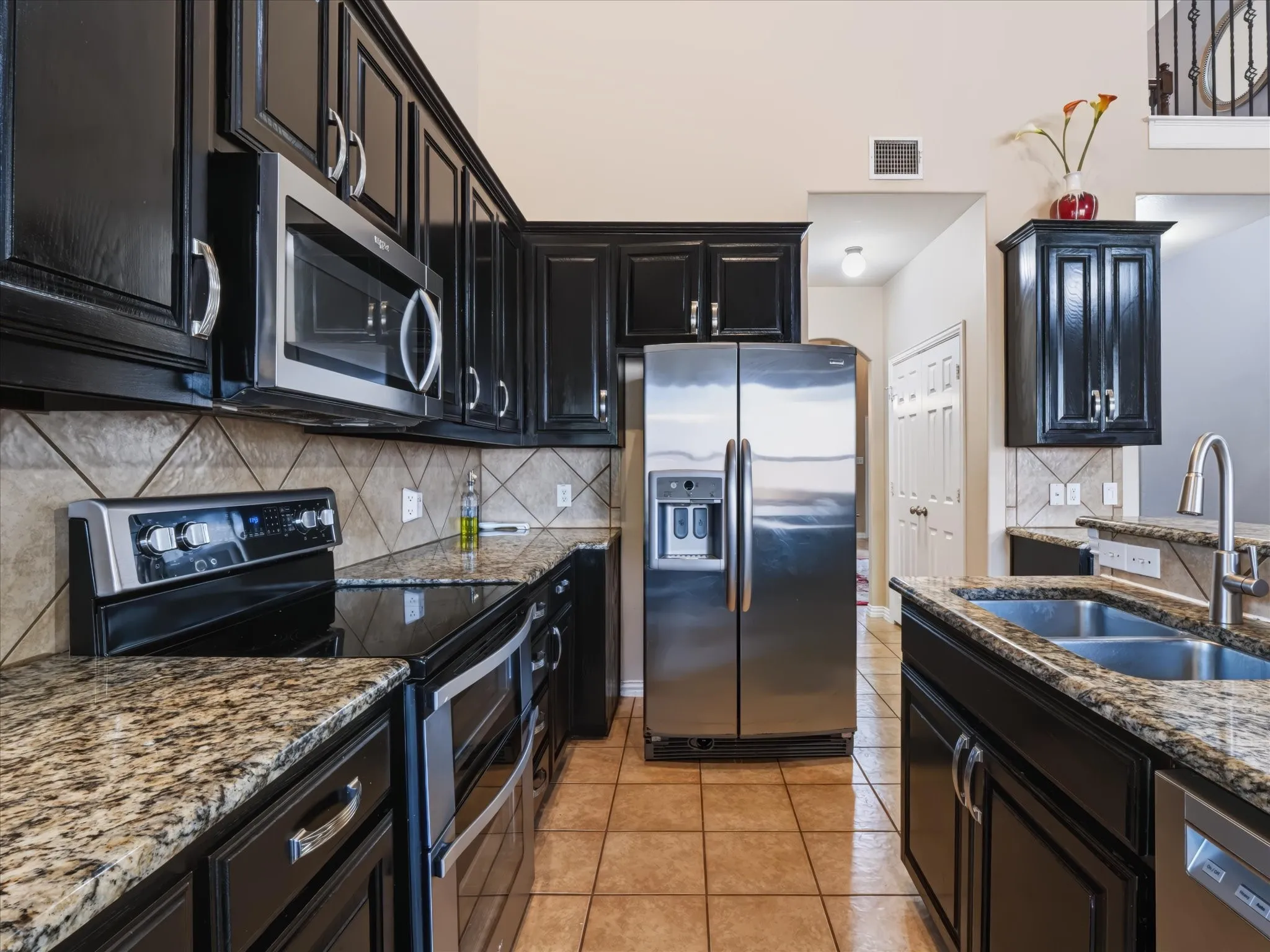 Single Family Residence For Sale in Denton County , 1728 Lake Way Drive, Little Elm, Texas 75068, 4 Bedroom, 3 Bathroom, 2 Garage spaces, 2,452 Sqft, built in 2007, mls#21400550, Real Estate Agent in Little Elm, Homes For Sale in Denton county, Homes For Sale in Little Elm, Realtor in Little Elm Texas, Real Estate Brokerage Independent Realty Texas, Luminita Cordes Realtor