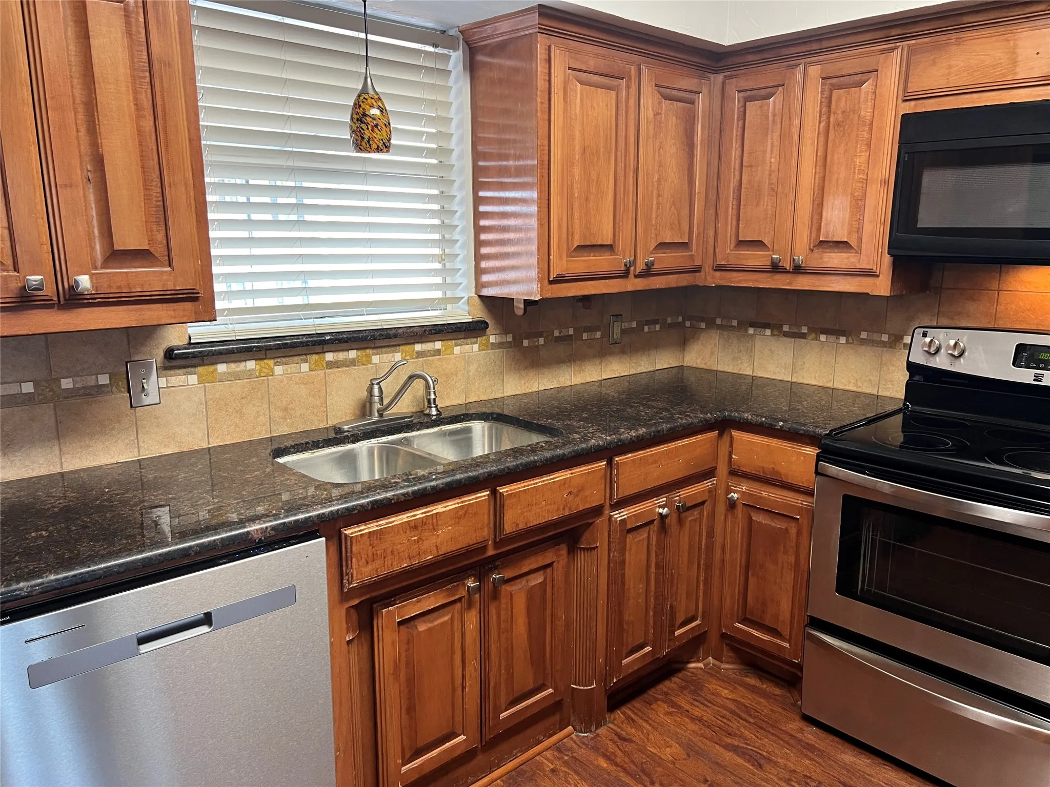 Condominium For Rent in Dallas County , 4715 Skillman Street D, Dallas, Texas 75206, 2 Bedroom, 2 Bathroom, Garage spaces, 1,361 Sqft, built in 1966, mls#21400571, Real Estate Agent in Dallas, Homes For Rent in Dallas county, Homes For Rent in Dallas, Realtor in Dallas Texas, Real Estate Brokerage Independent Realty Texas, Luminita Cordes Realtor